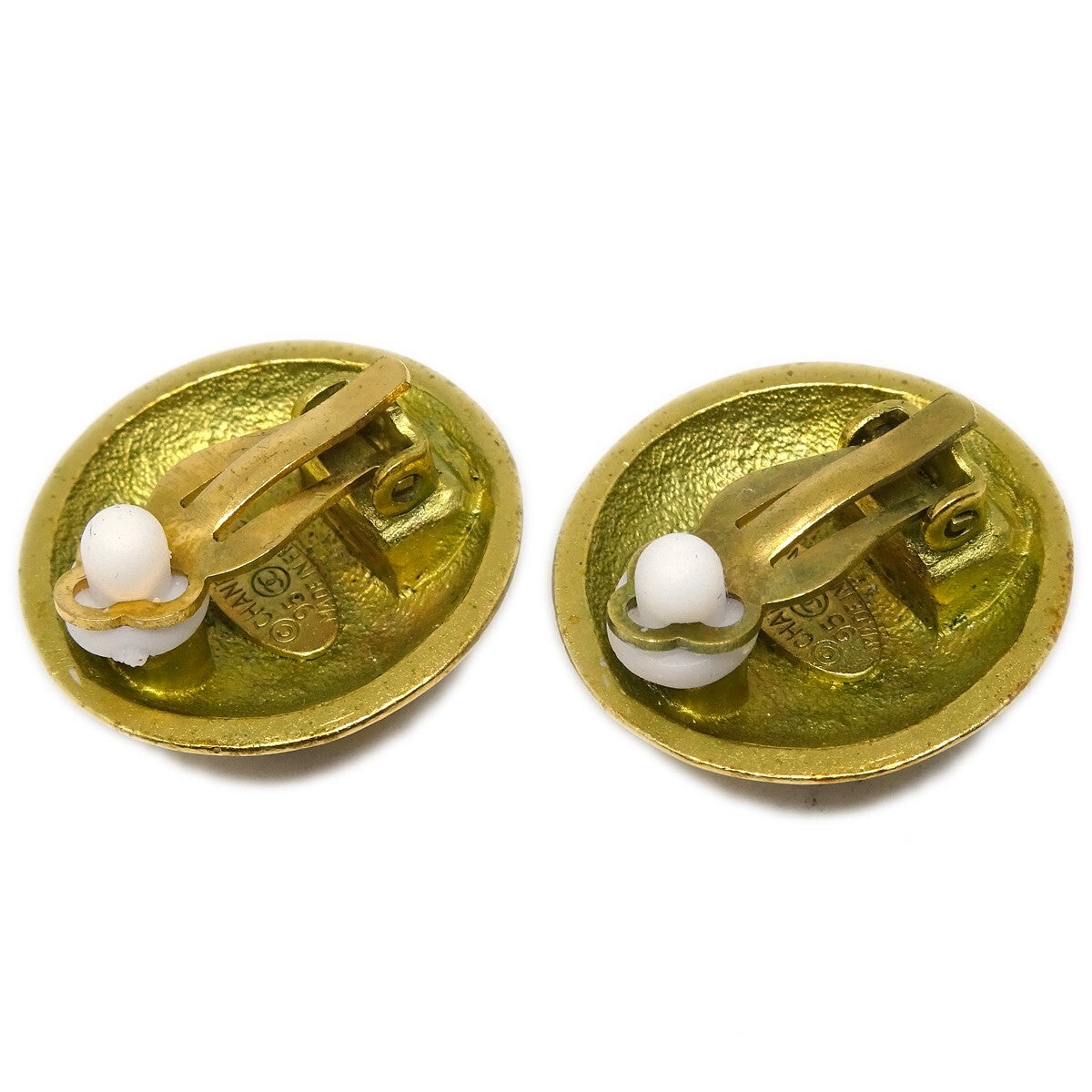 Chanel Vintage Cc Round Clip-On Metal Gold Gold_Plated Earrings Jewelry (Pre-Owned)
