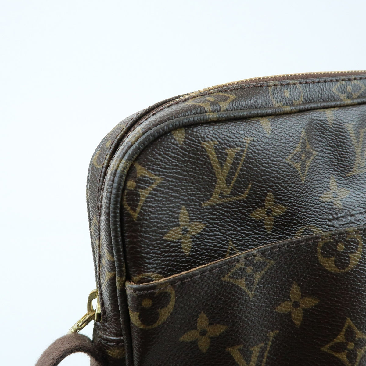 Louis Vuitton Trotteur Beaubourg Monogram Canvas Brown Canvas Handbag (Pre-Owned)