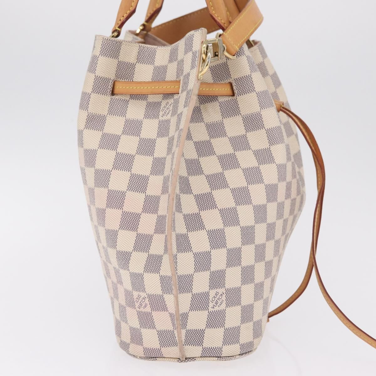 Louis Vuitton Girolata Damier White Canvas Handbag (Pre-Owned)