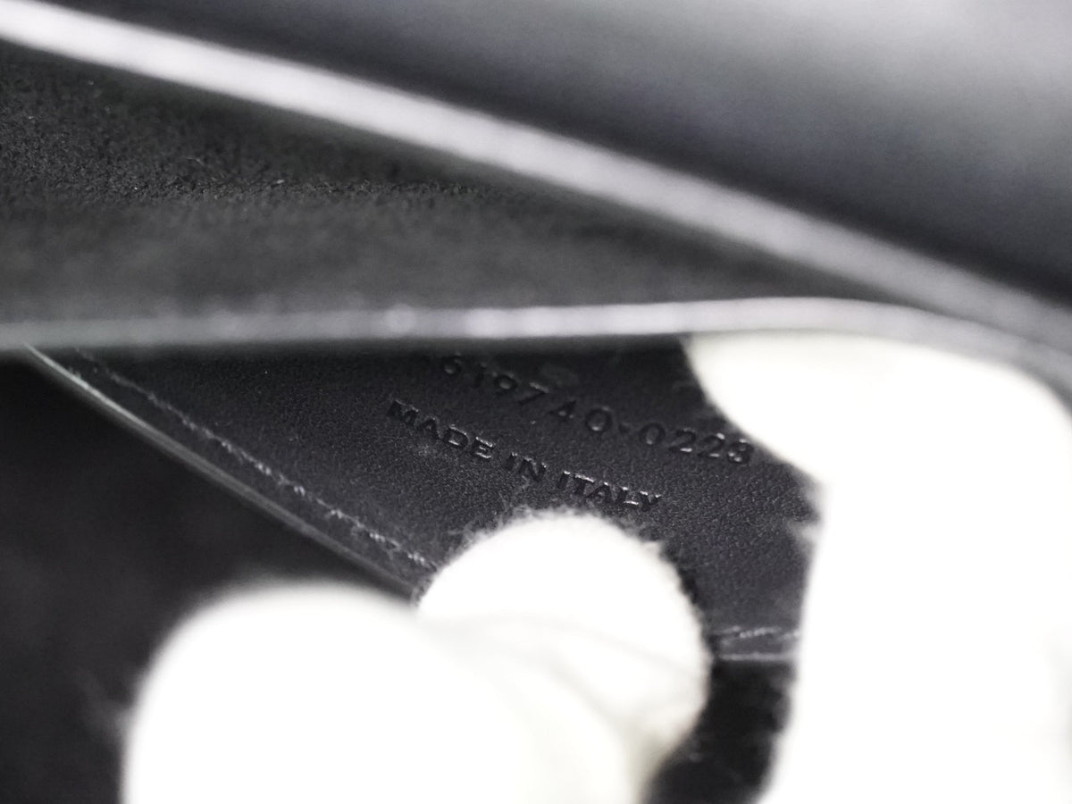 Saint Laurent Kaia Leather Black Leather Shoulder Bag Bag (Pre-Owned)