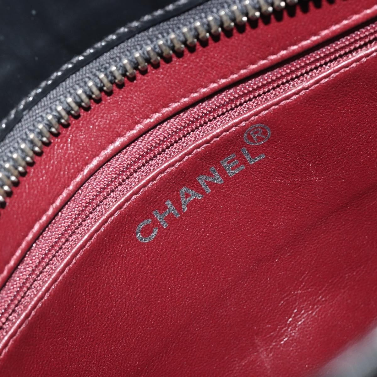 Chanel Vintage Embossed Logo Shoulder Patent Black Patent_Leather Tote Bag Bag (Pre-Owned)