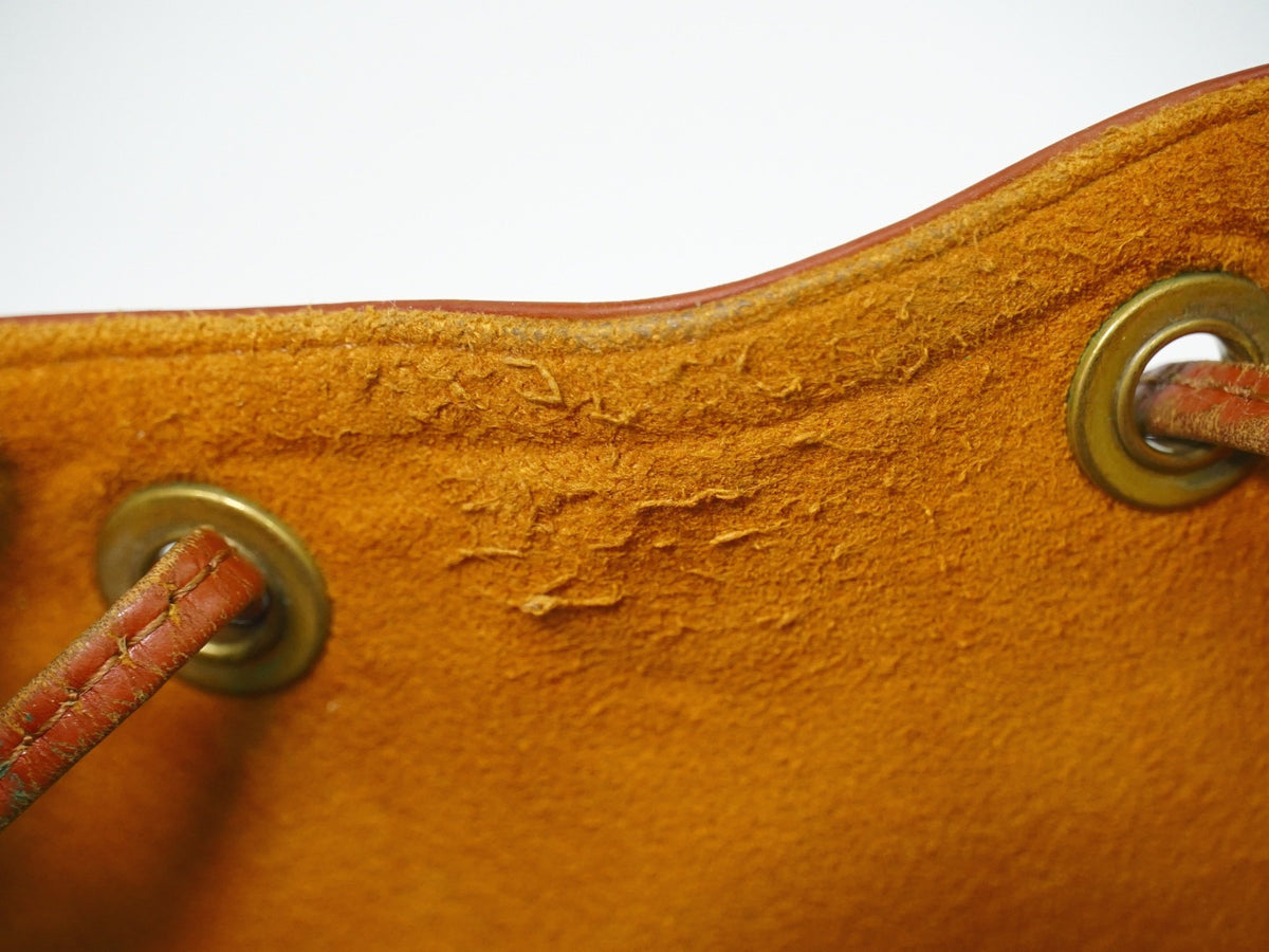 Louis Vuitton Petit Noe Epi Leather Brown Leather Shoulder Bag Bag (Pre-Owned)