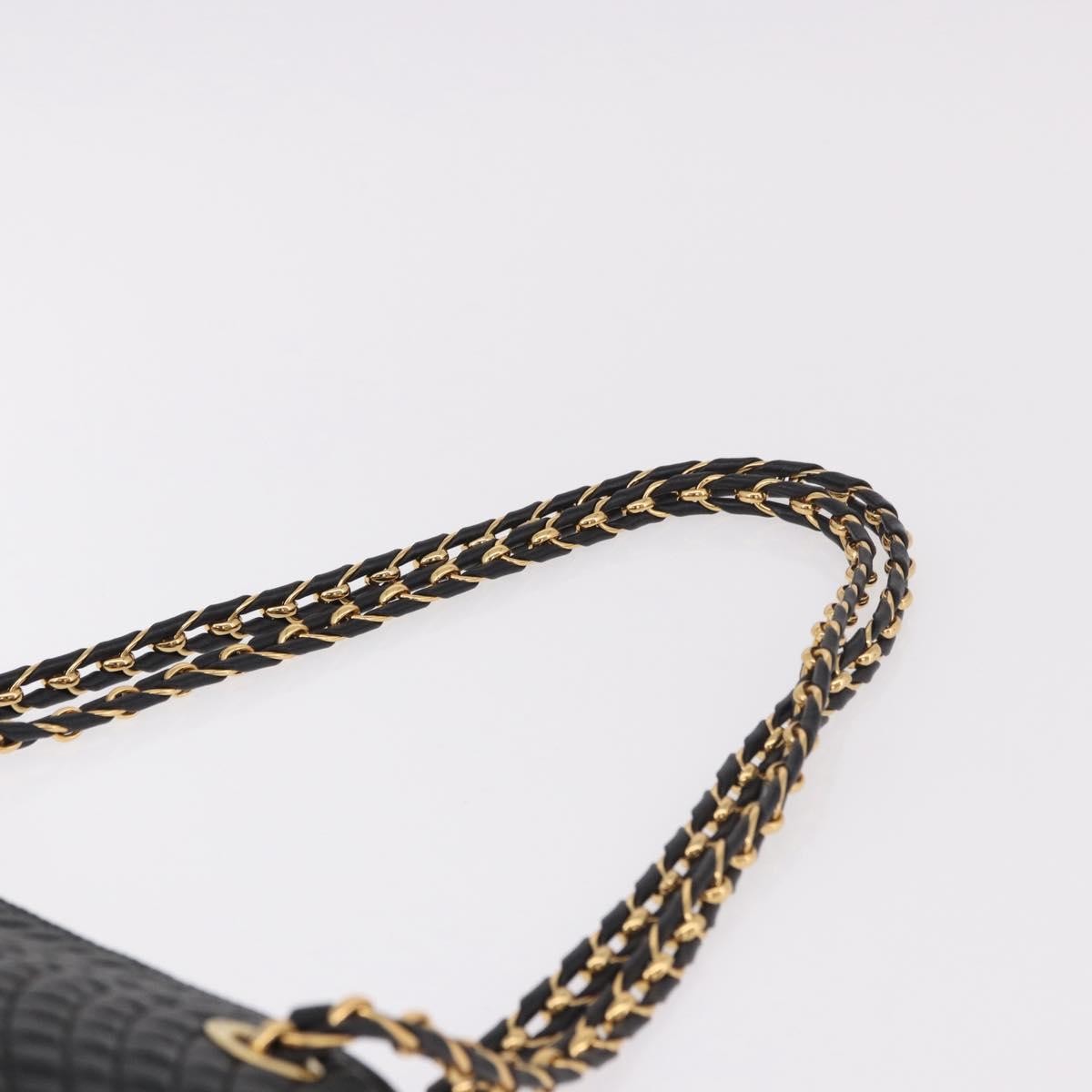 Bally Vintage Chain Quilted Leather Black Leather Shoulder Bag Bag (Pre-Owned)