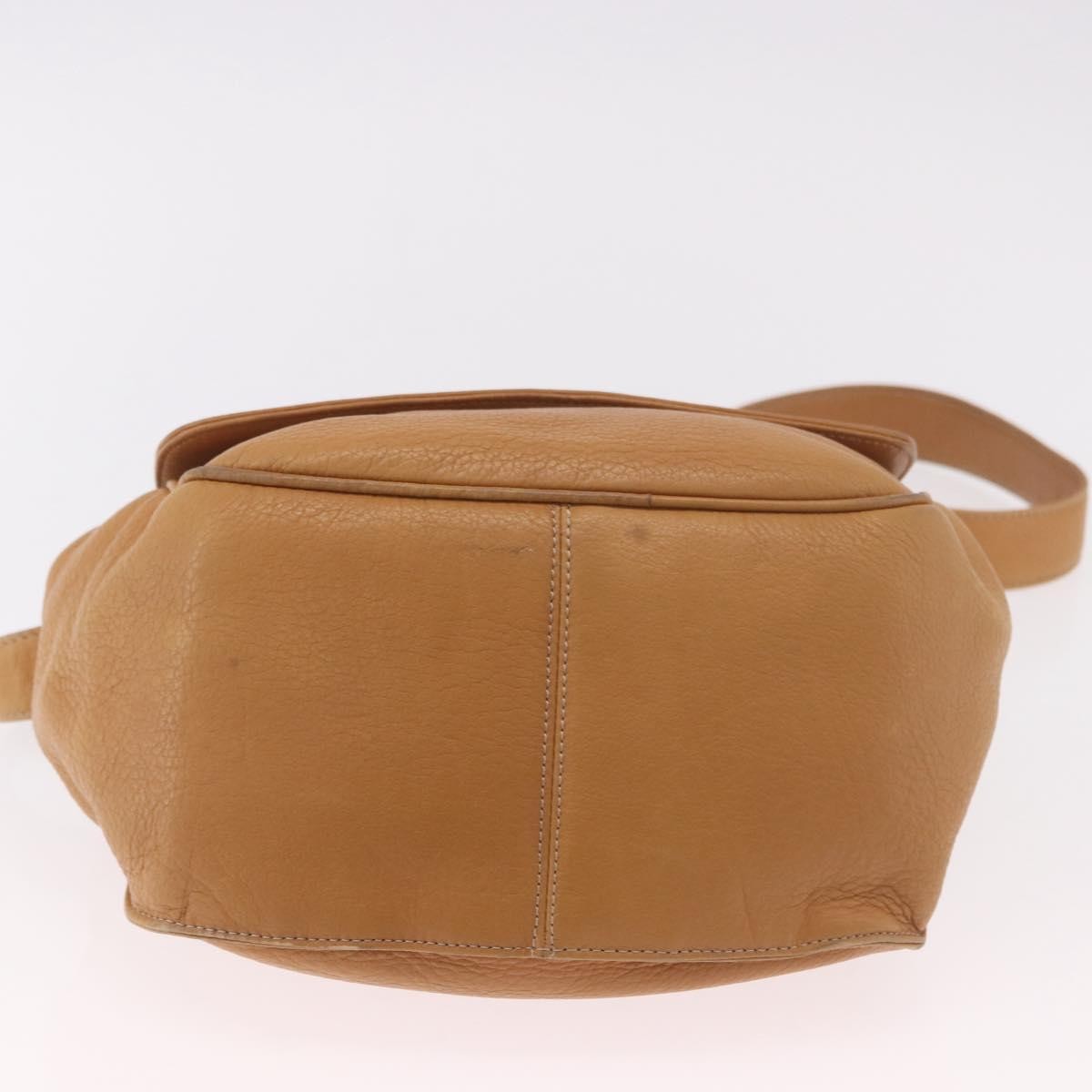 Loewe Anagram Leather Beige Leather Shoulder Bag Bag (Pre-Owned)