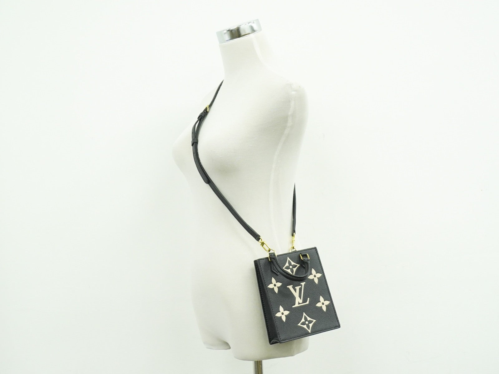 Louis Vuitton Petit Sac Plat Bicolor Monogram Empreinte Giant Black Leather Handbag (Pre-Owned)