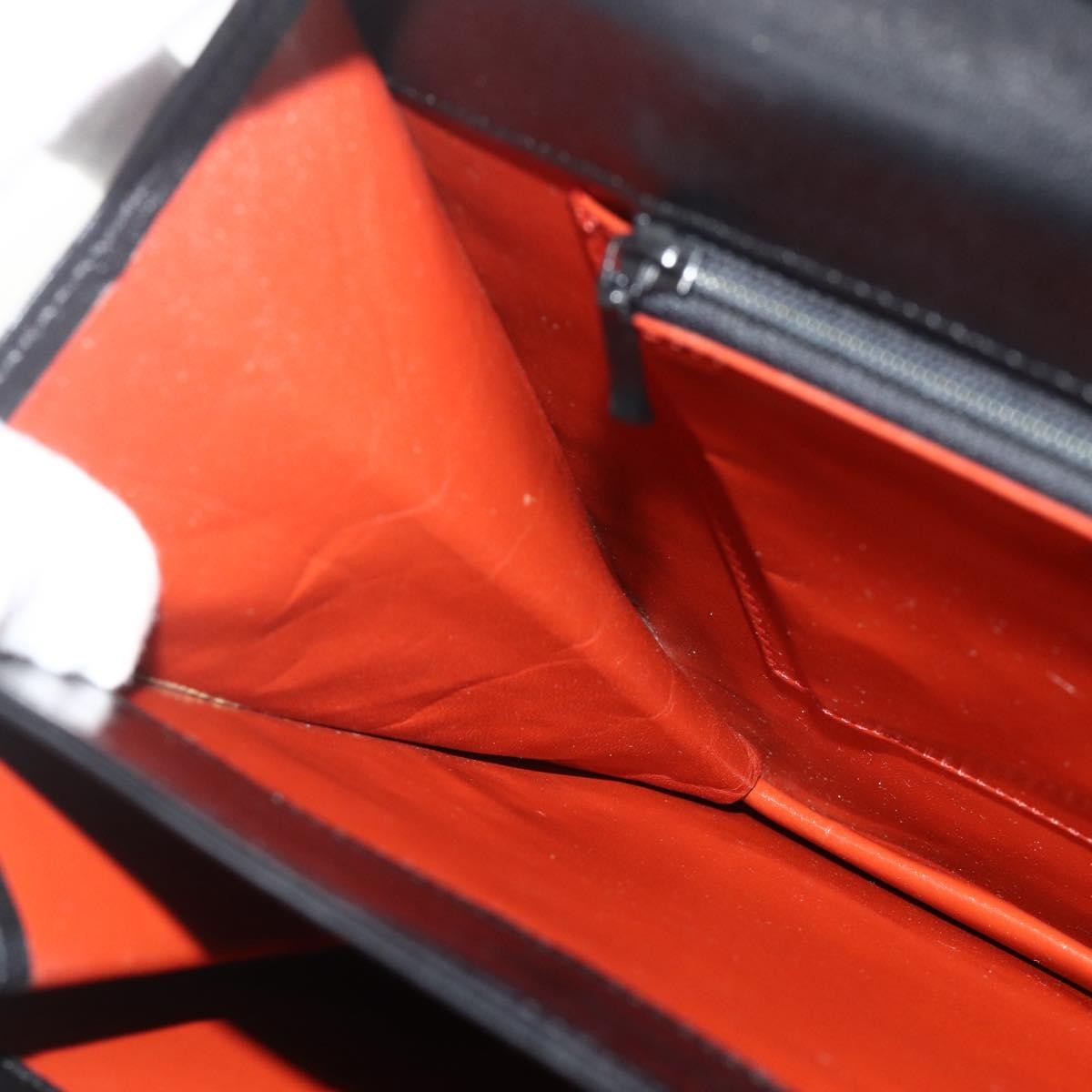 Saint Laurent Loulou Nm Matelasse Chevron Leather Black Leather Shoulder Bag Bag (Pre-Owned)