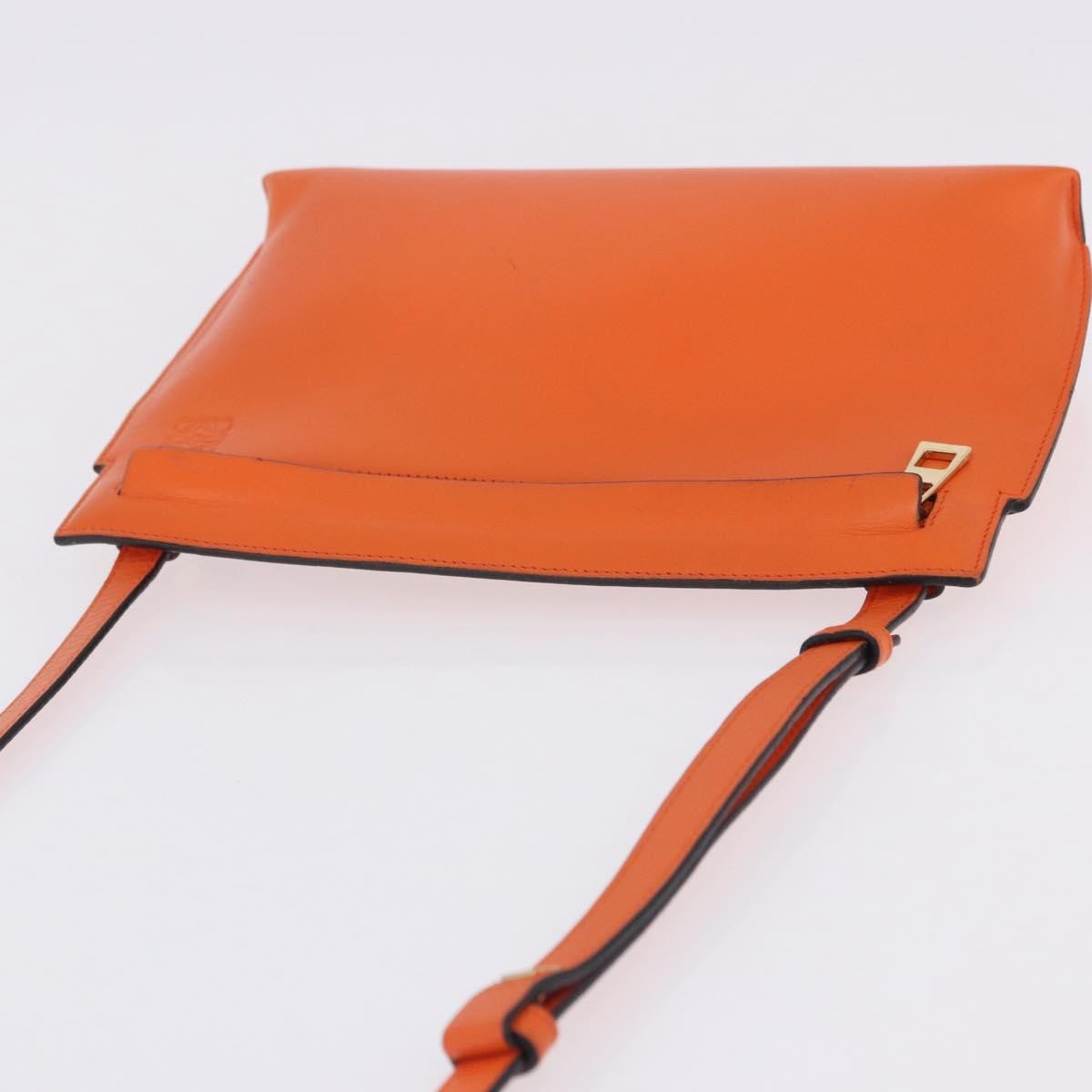 Loewe T Messenger Leather Orange Leather Crossbody Bag Bag (Pre-Owned)