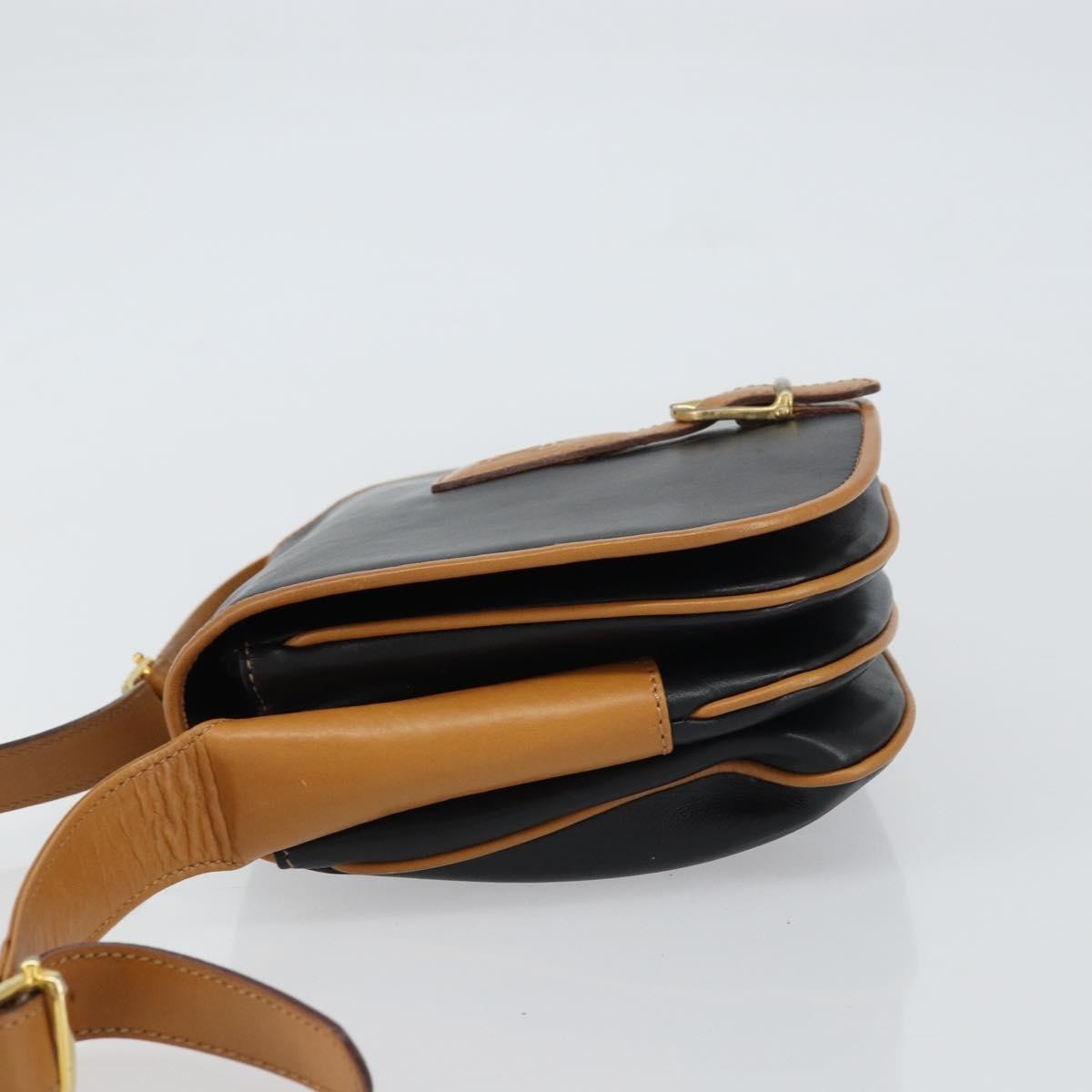 Celine Vintage Leather Black Leather Shoulder Bag Bag (Pre-Owned)