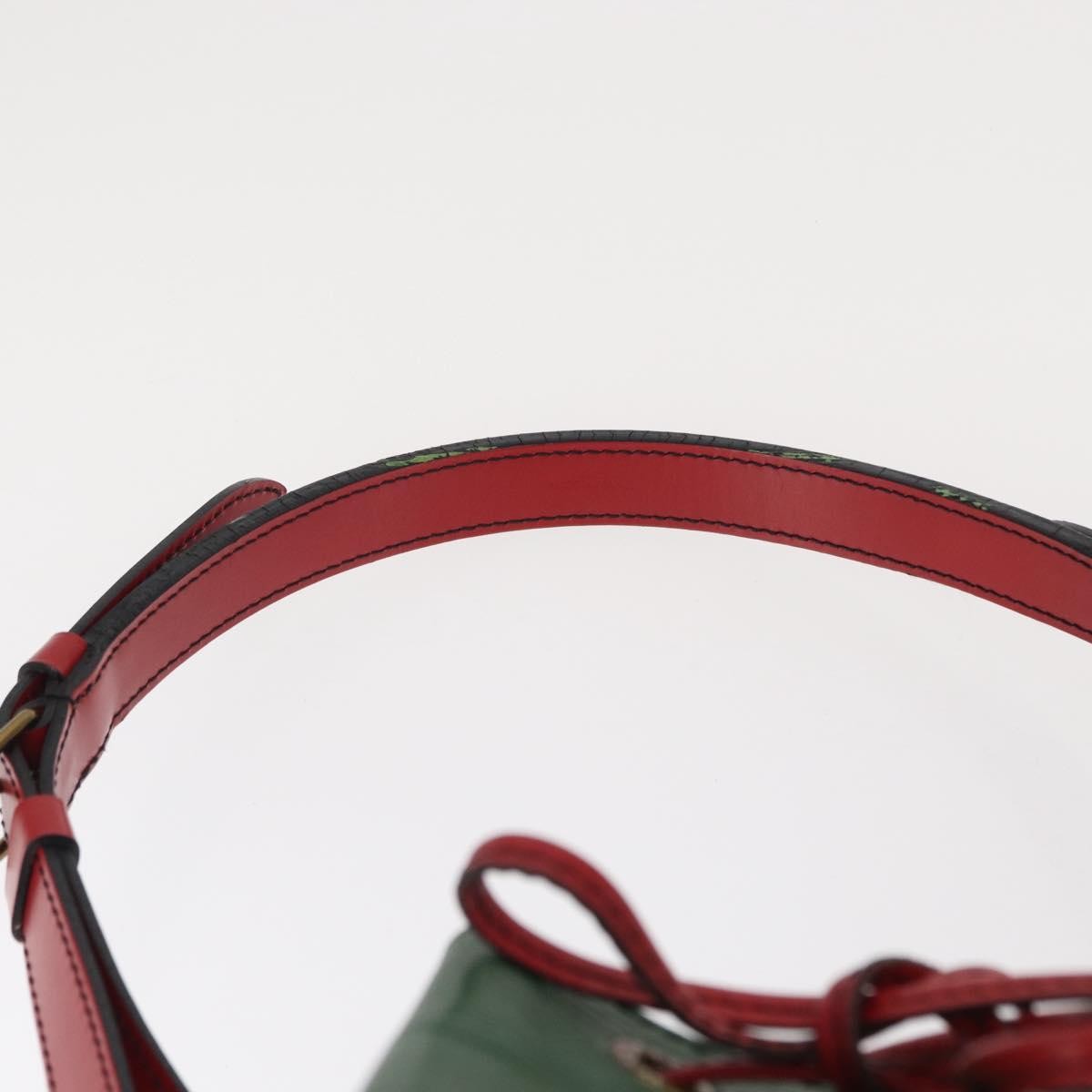 Louis Vuitton Bicolor Petit Noe Epi Leather Green Leather Shoulder Bag Bag (Pre-Owned)