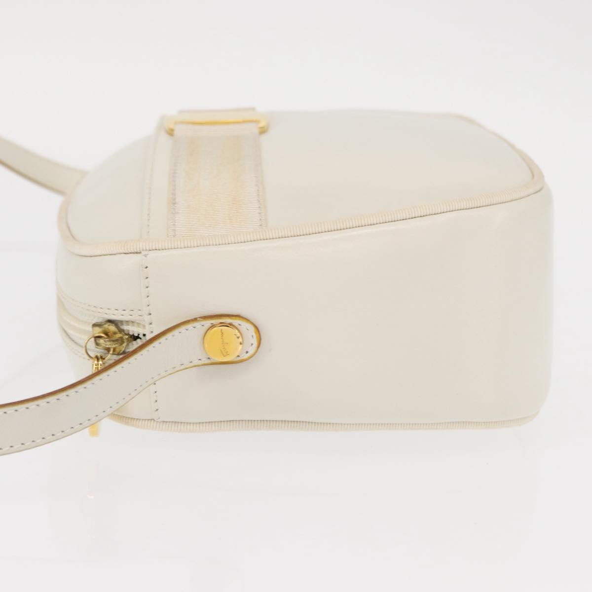 Salvatore Ferragamo Vala Leather White Leather Shoulder Bag Bag (Pre-Owned)
