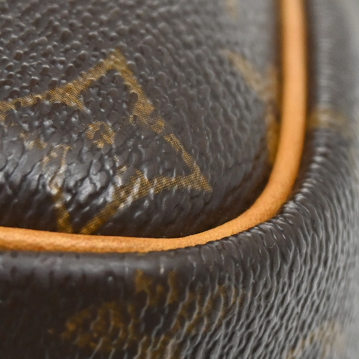 Louis Vuitton Deauville Monogram Brown Canvas Handbag (Pre-Owned)