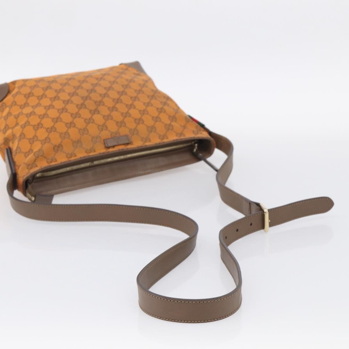 Gucci Shoulder Canvas Orange Canvas Shoulder Bag Bag (Pre-Owned)