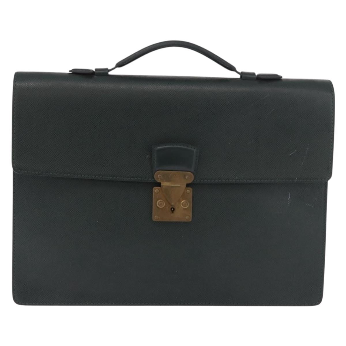 Louis Vuitton Robusto Taiga Green Leather Briefcase Bag (Pre-Owned)