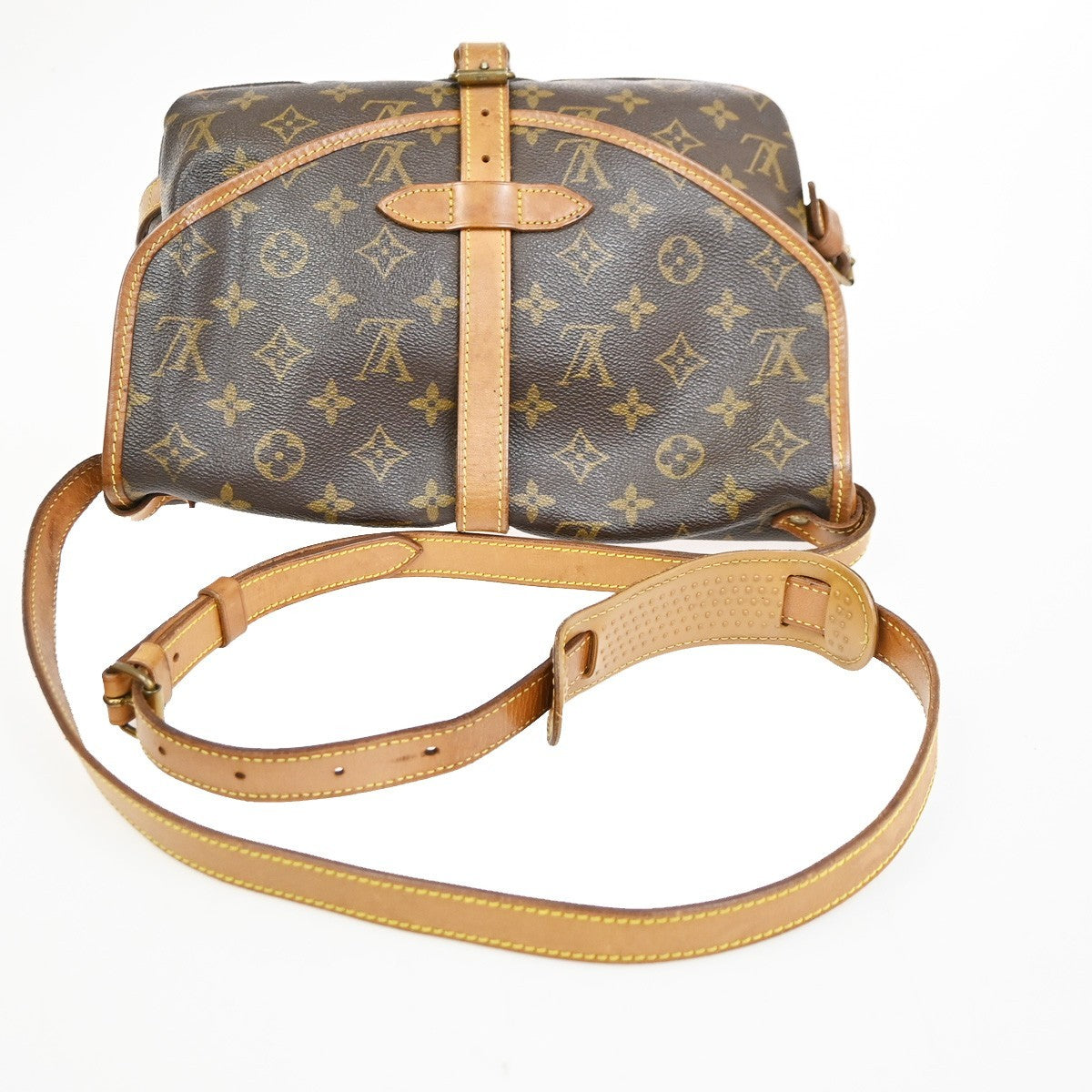 Louis Vuitton Saumur Monogram Brown Canvas Shoulder Bag Bag (Pre-Owned)