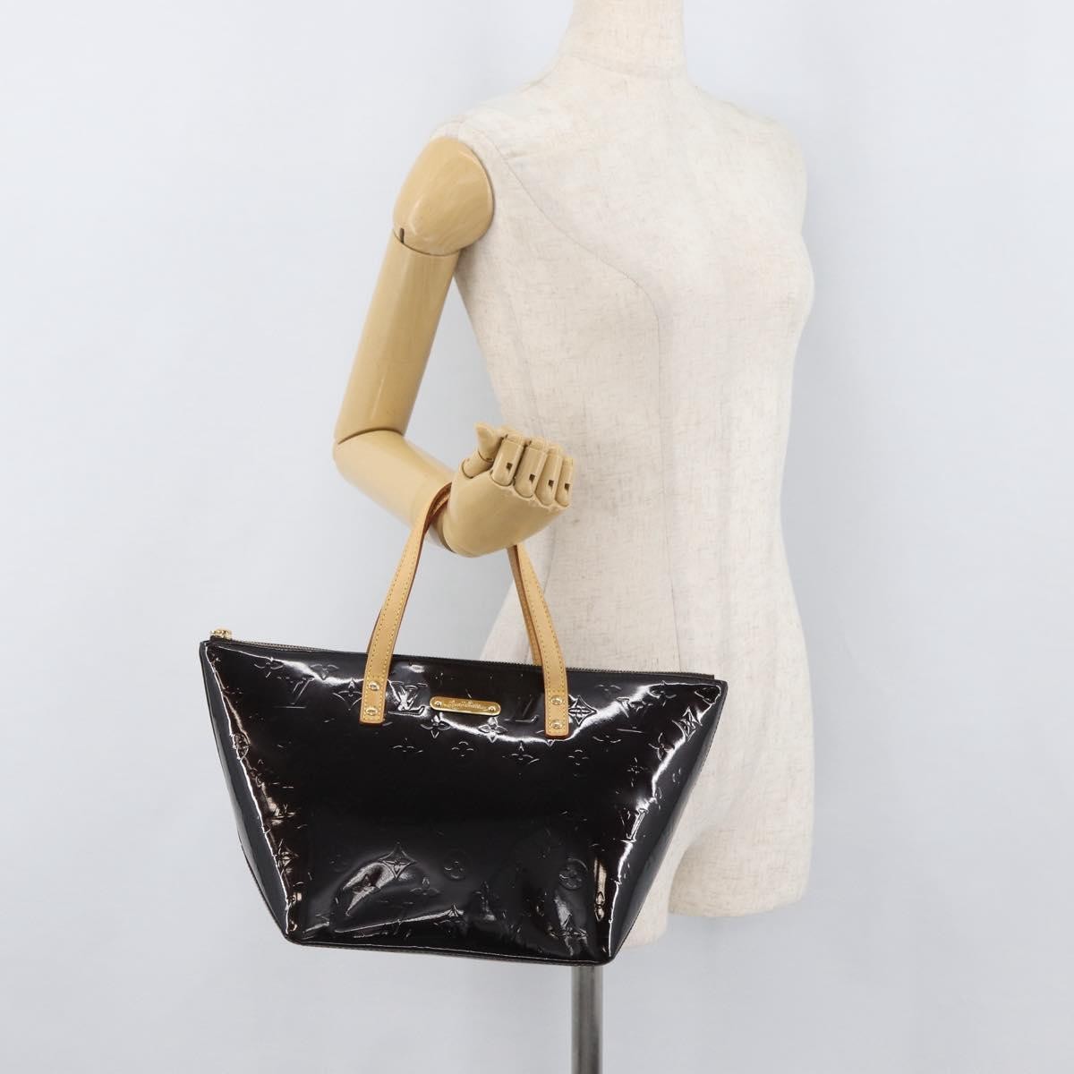 Louis Vuitton Bellevue Monogram Vernis Black Patent_Leather Tote Bag Bag (Pre-Owned)
