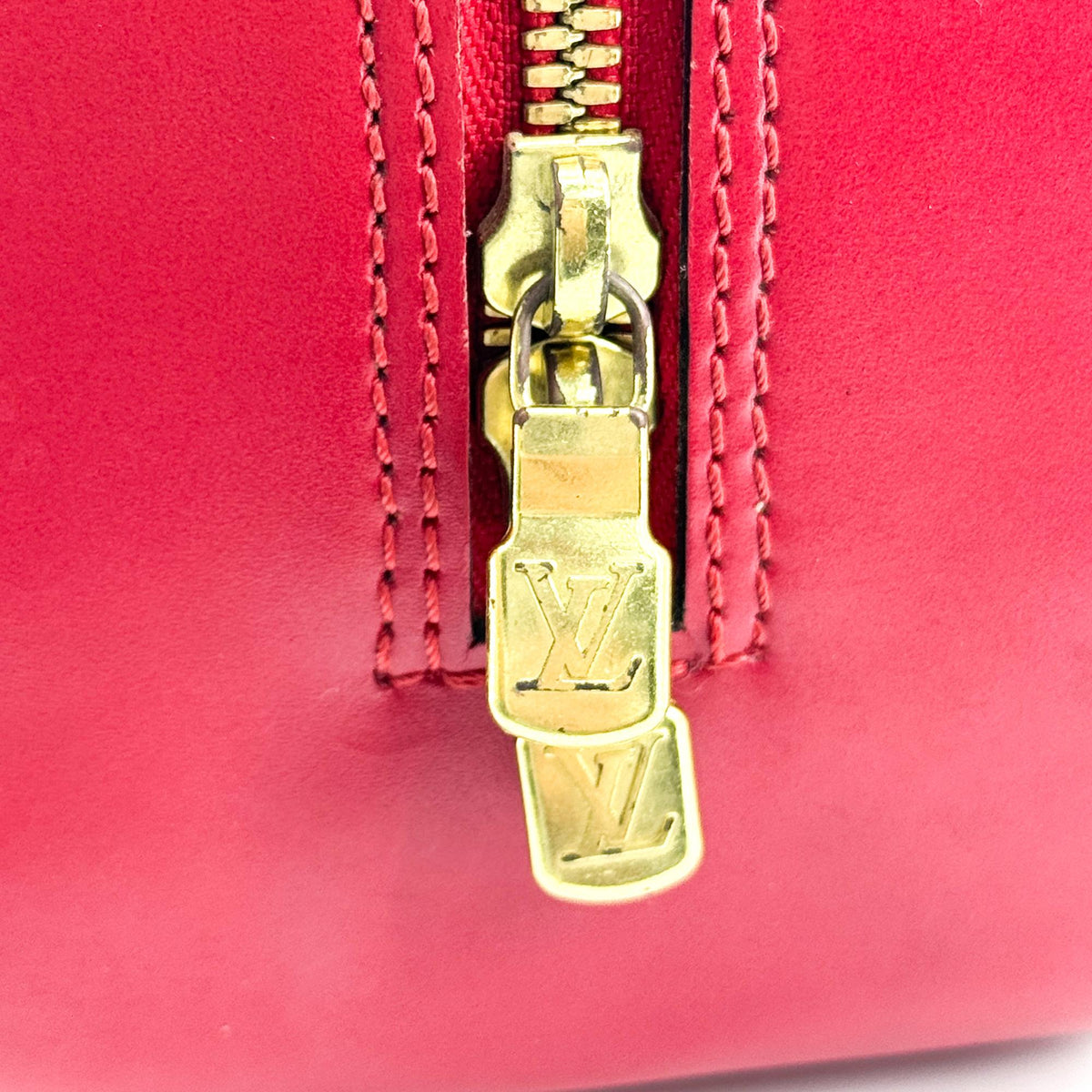 Louis Vuitton Jasmin Epi Leather Red Leather Handbag (Pre-Owned)
