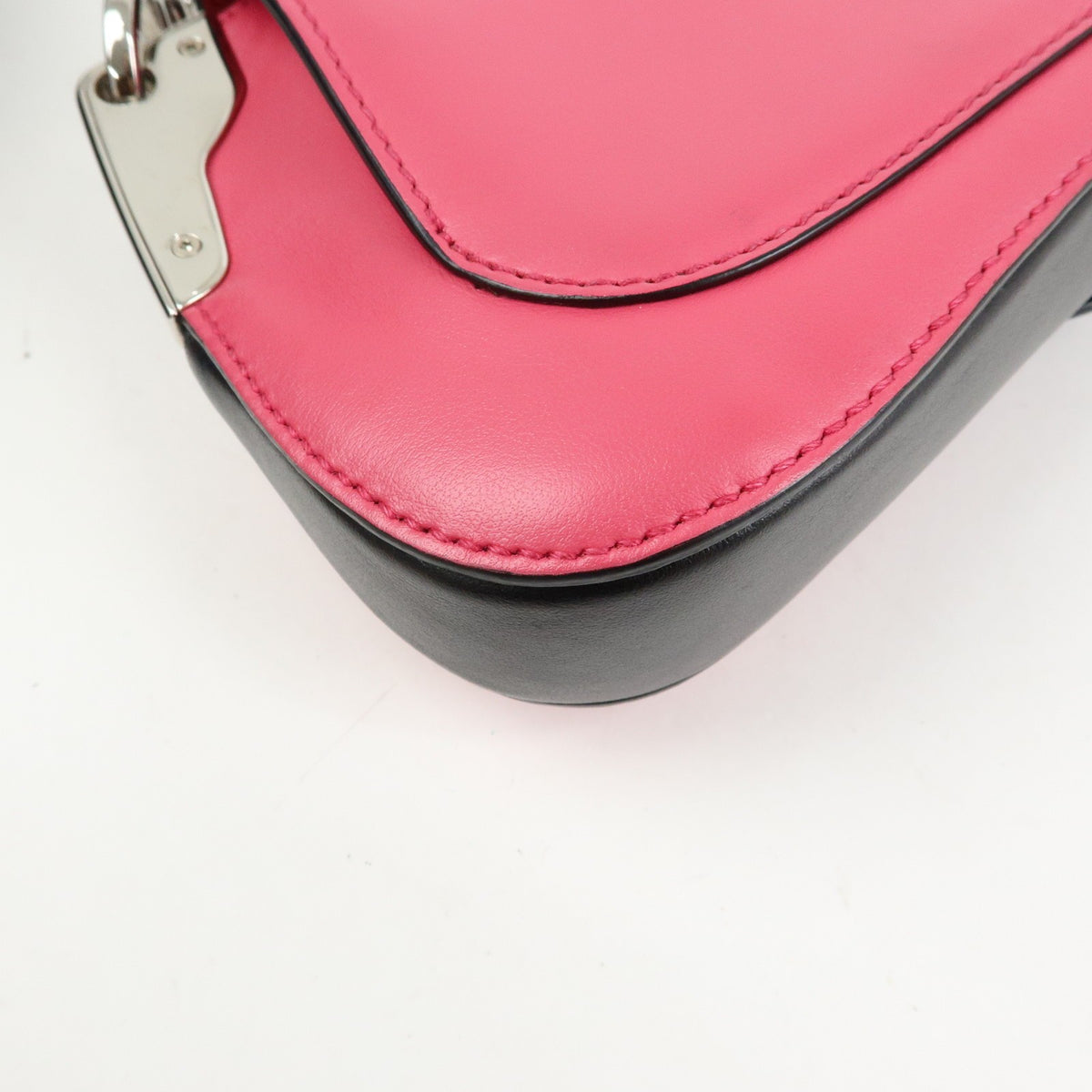 Prada Sidonie City Calf Pink Leather Shoulder Bag Bag (Pre-Owned)