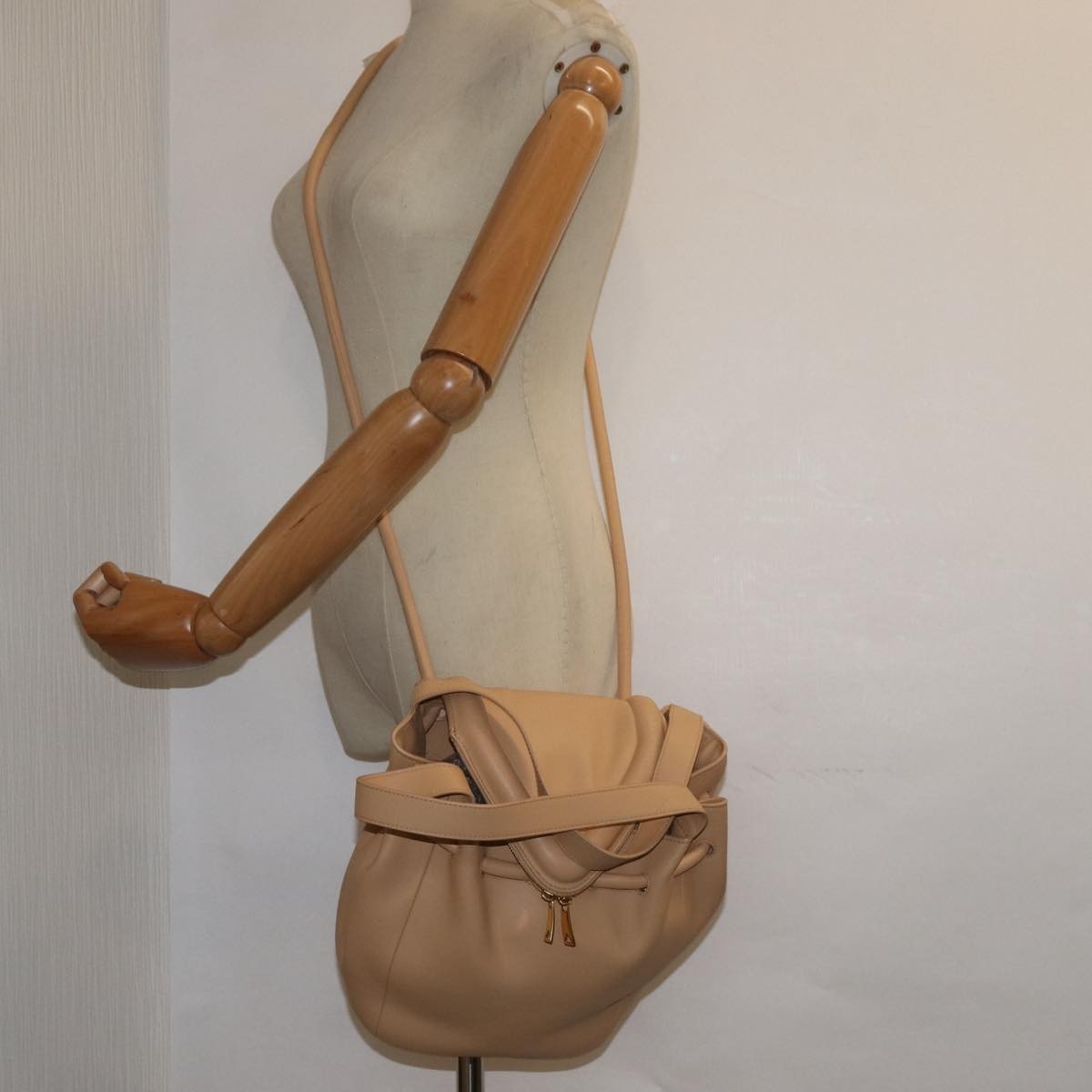 Bottega Veneta Beak Leather Beige Leather Tote Bag Bag (Pre-Owned)