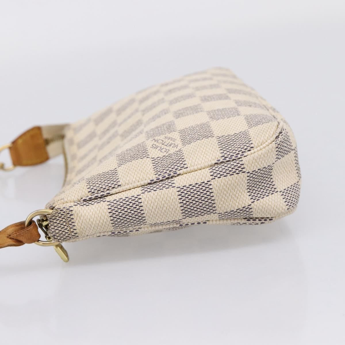 Louis Vuitton Pochette Accessoires Nm Damier White Canvas Clutche & Pouche Bag (Pre-Owned)