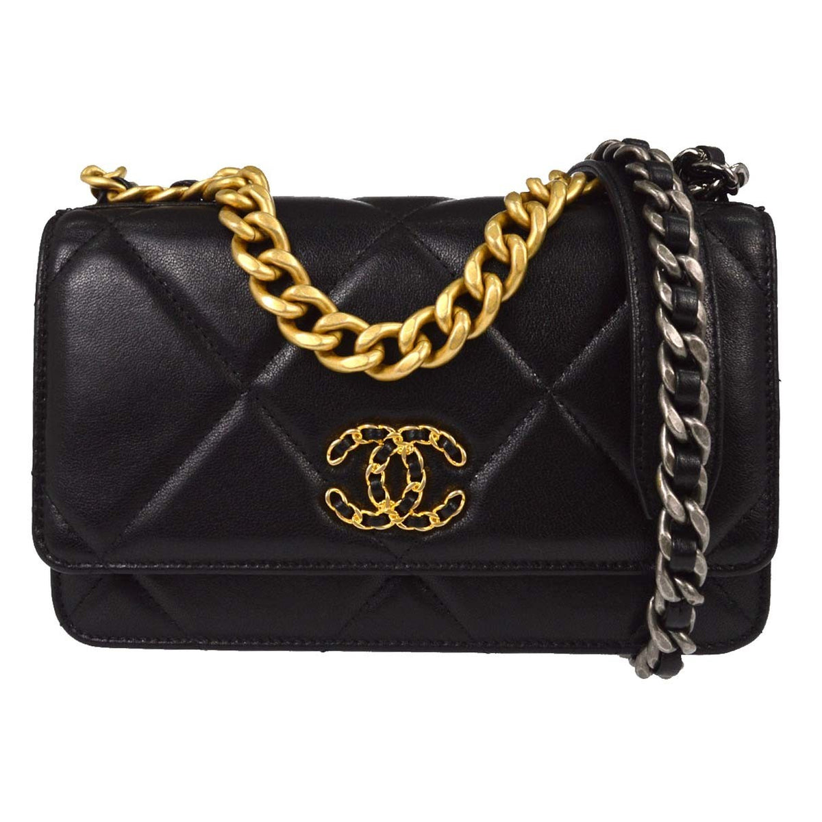 Chanel 19 Flap Bag Quilted Lambskin Black Leather Shoulder Bag Bag (Pre-Owned)