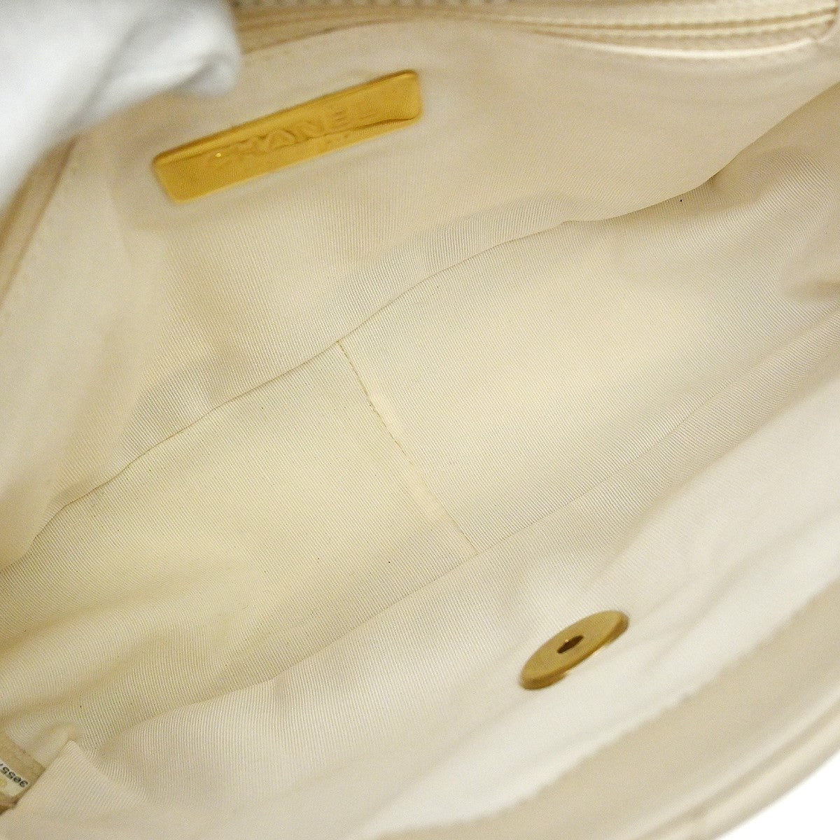 Chanel 19 Flap Quilted Leather Beige Leather Handbag (Pre-Owned)