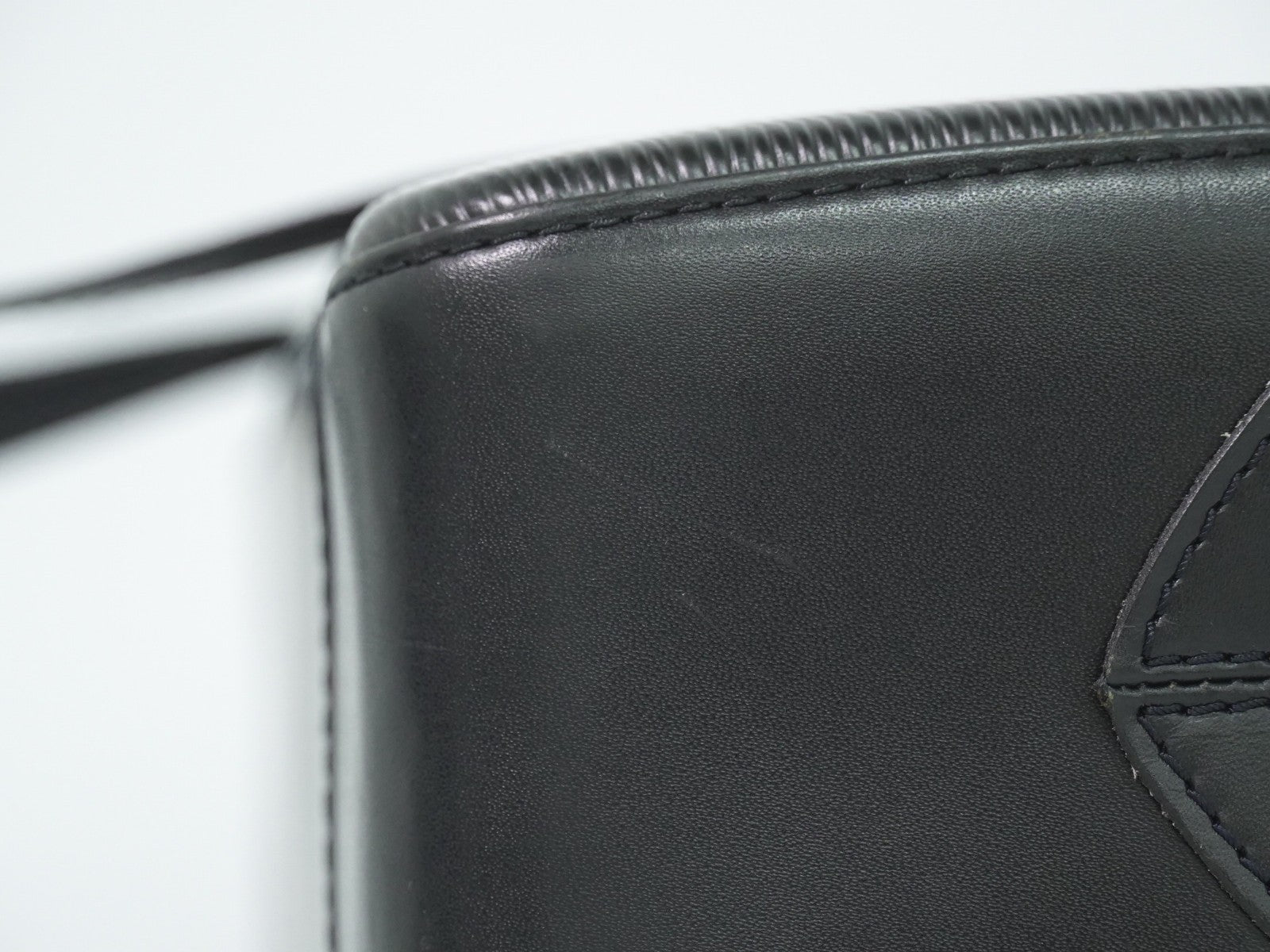 Louis Vuitton Voltaire Epi Leather Black Leather Shoulder Bag Bag (Pre-Owned)