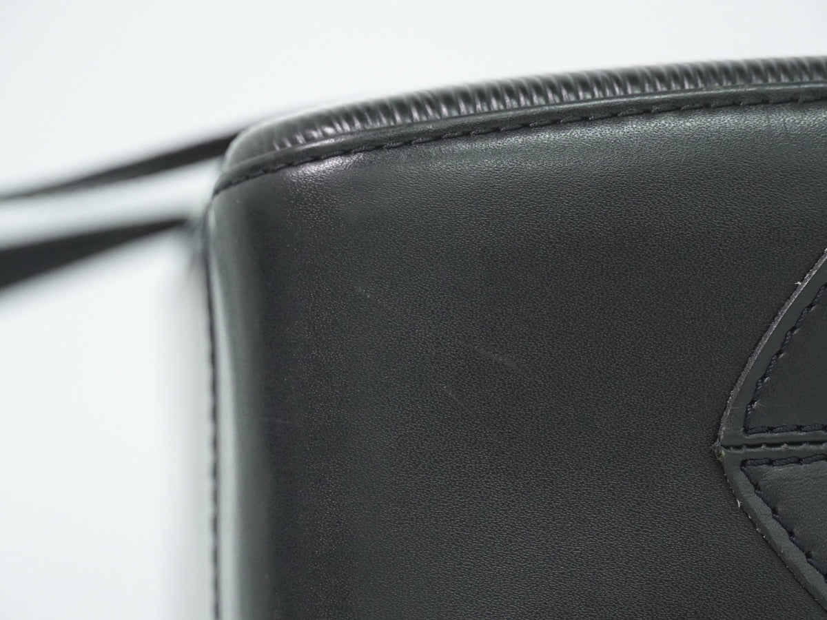 Louis Vuitton Voltaire Epi Leather Black Leather Shoulder Bag Bag (Pre-Owned)