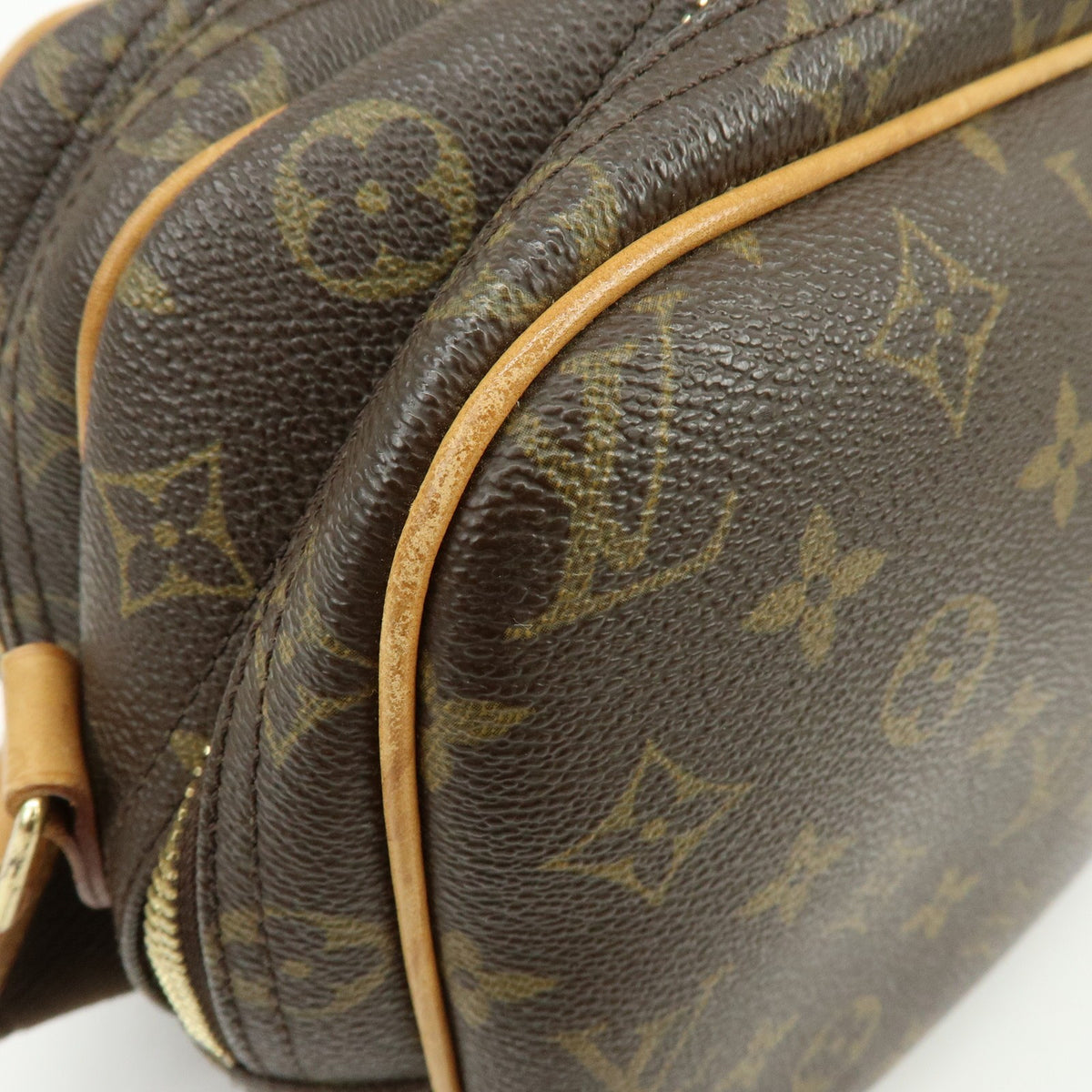 Louis Vuitton Reporter Monogram Canvas Brown Canvas Shoulder Bag Bag (Pre-Owned)