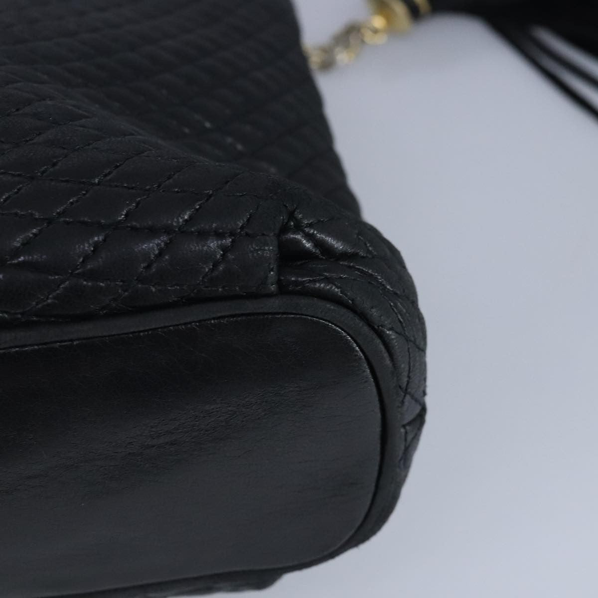 Bally Vintage Chain Quilted Leather Navy Leather Shoulder Bag Bag (Pre-Owned)