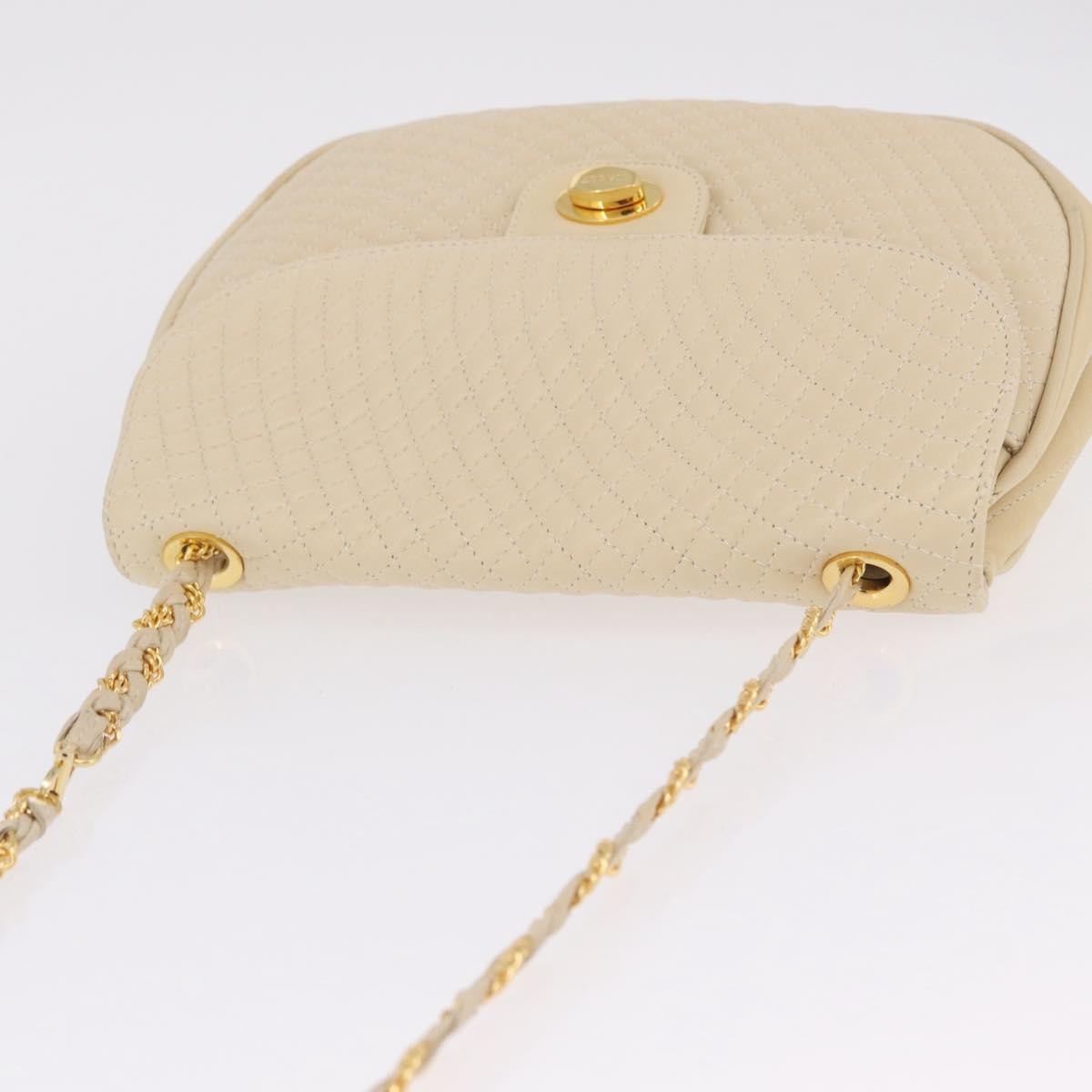 Bally Vintage Chain Quilted Leather Neutral Leather Shoulder Bag Bag (Pre-Owned)