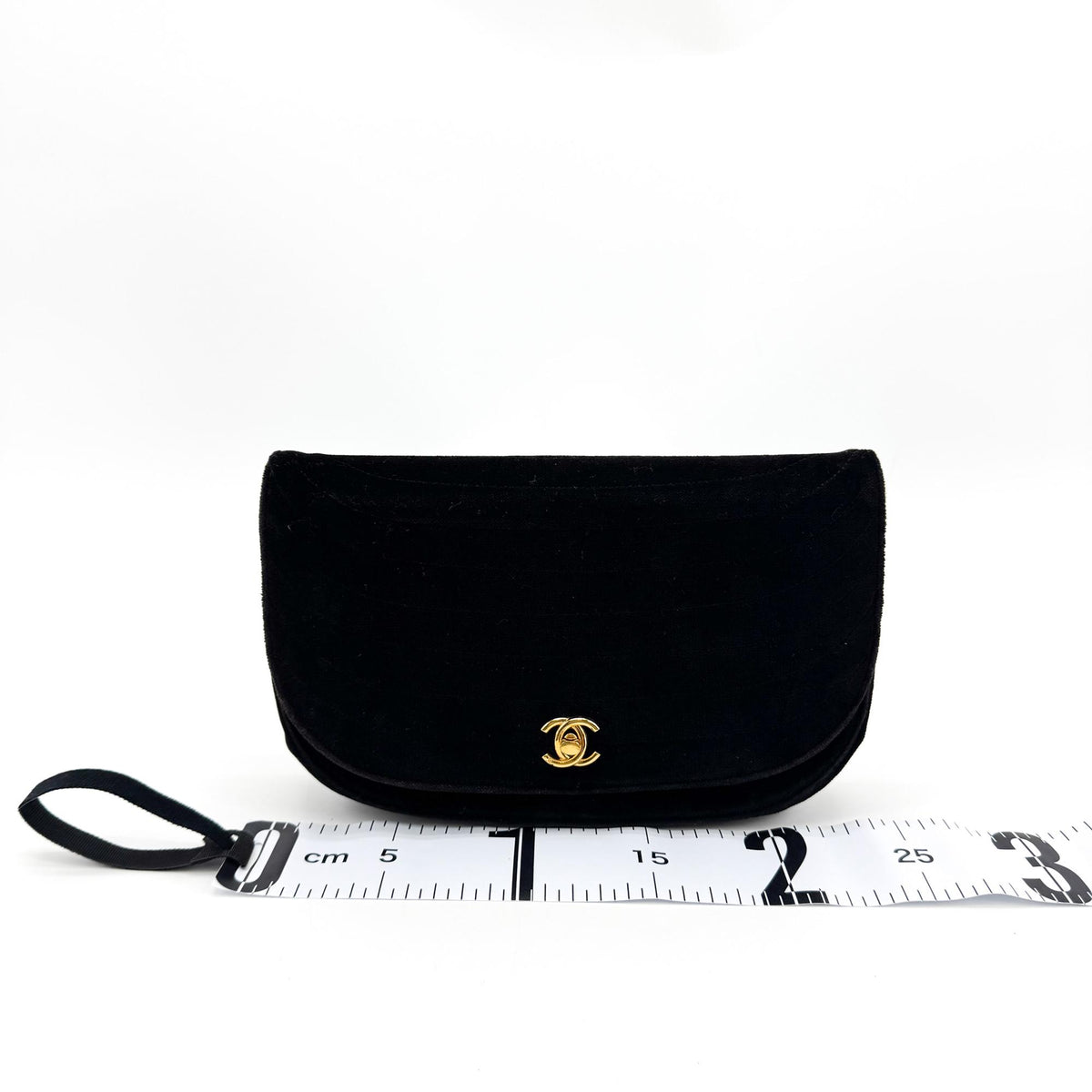 Chanel Cc Half Moon Clutch Quilted Velvet Black Velvet Clutche & Pouche Bag (Pre-Owned)