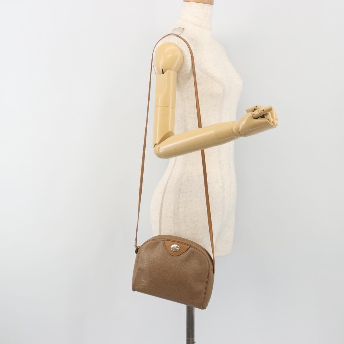 Christian Dior Vintage Cd Logo Leather Beige Leather Shoulder Bag Bag (Pre-Owned)