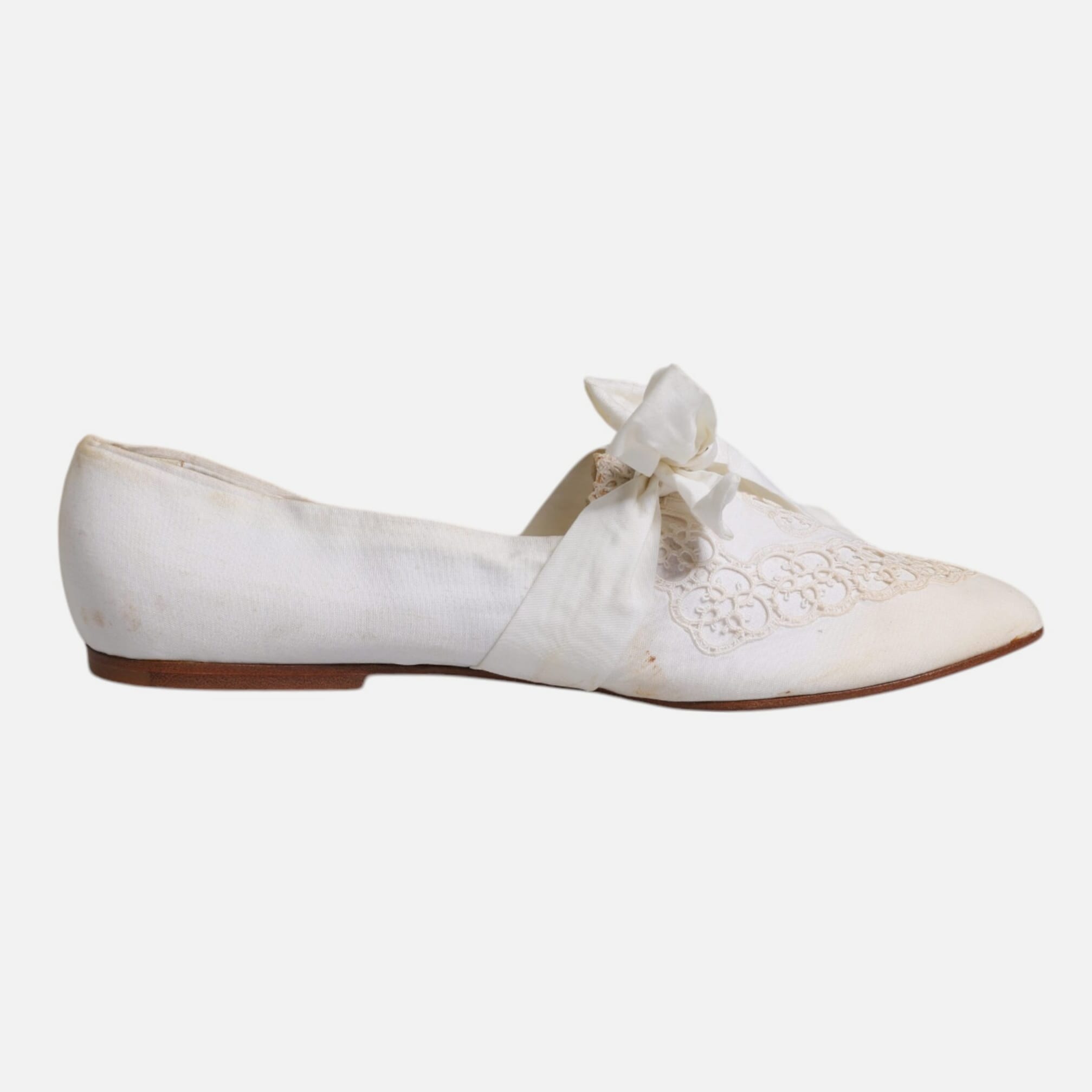 Dolce & Gabbana White Ribbon Fabric Ballerina Flats Women's Shoes (Pre-Owned)
