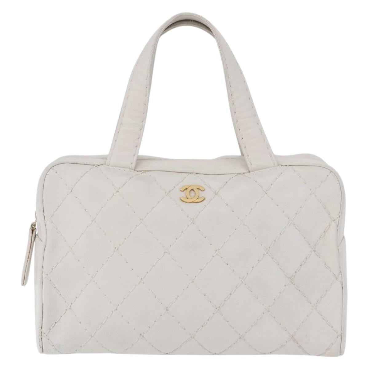 Chanel Vintage Cc Zip Around Bowler Quilted Caviar White Leather Handbag (Pre-Owned)