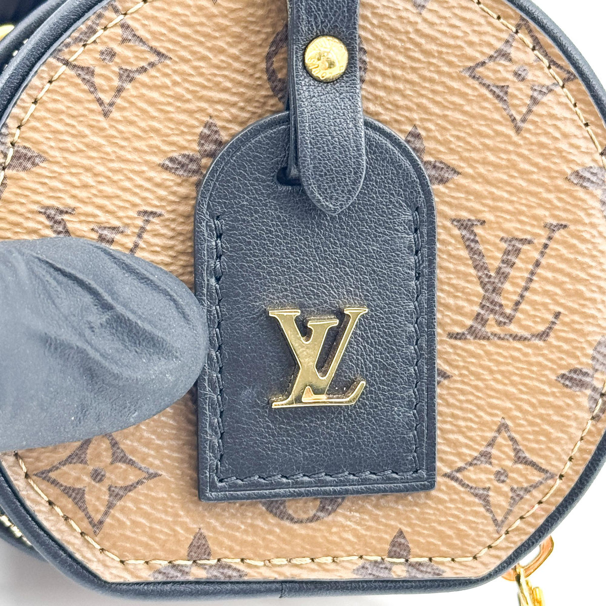 Louis Vuitton Mini Boite Chapeau Reverse Monogram Canvas Brown Canvas Handbag (Pre-Owned)