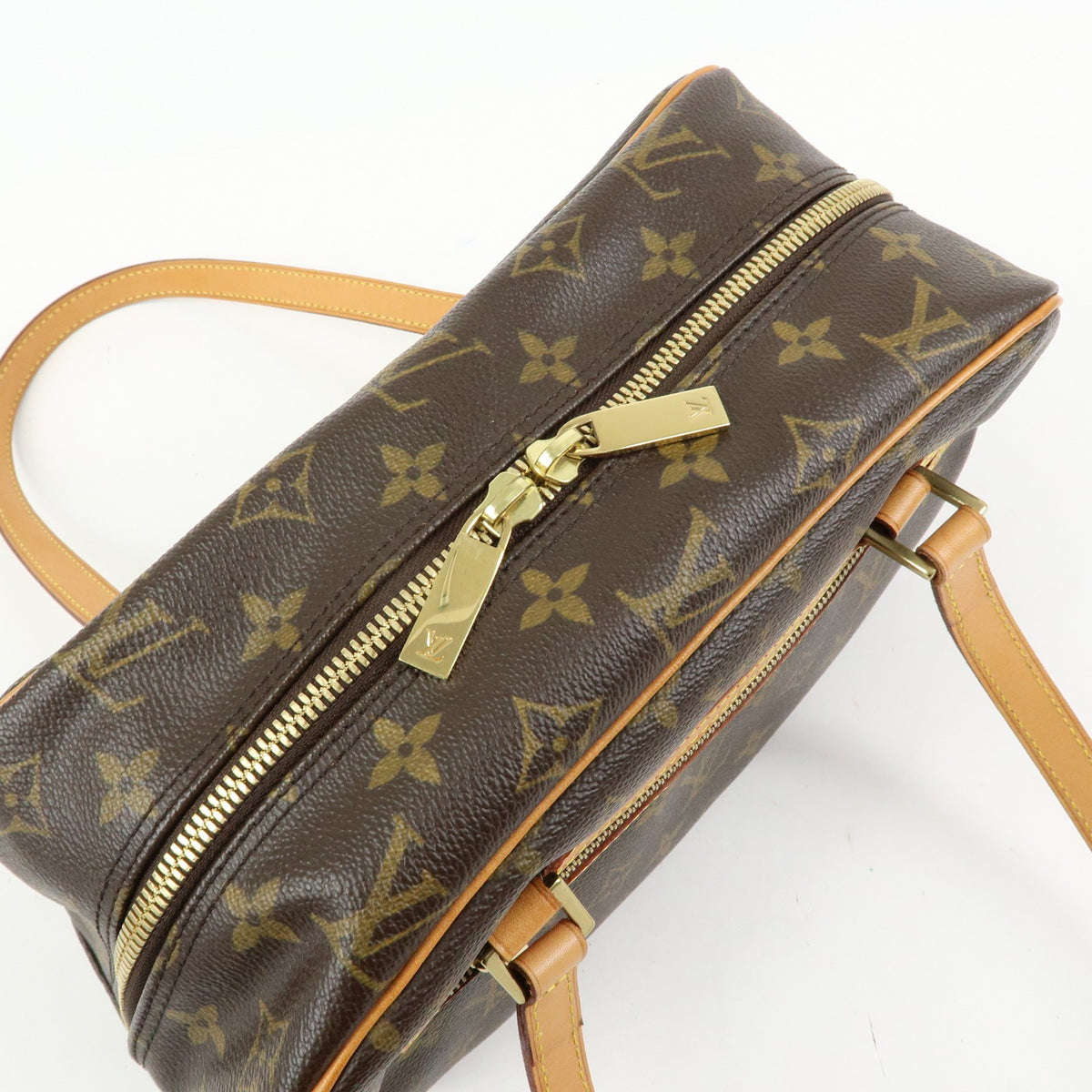 Louis Vuitton Cite Monogram Canvas Brown Canvas Handbag (Pre-Owned)