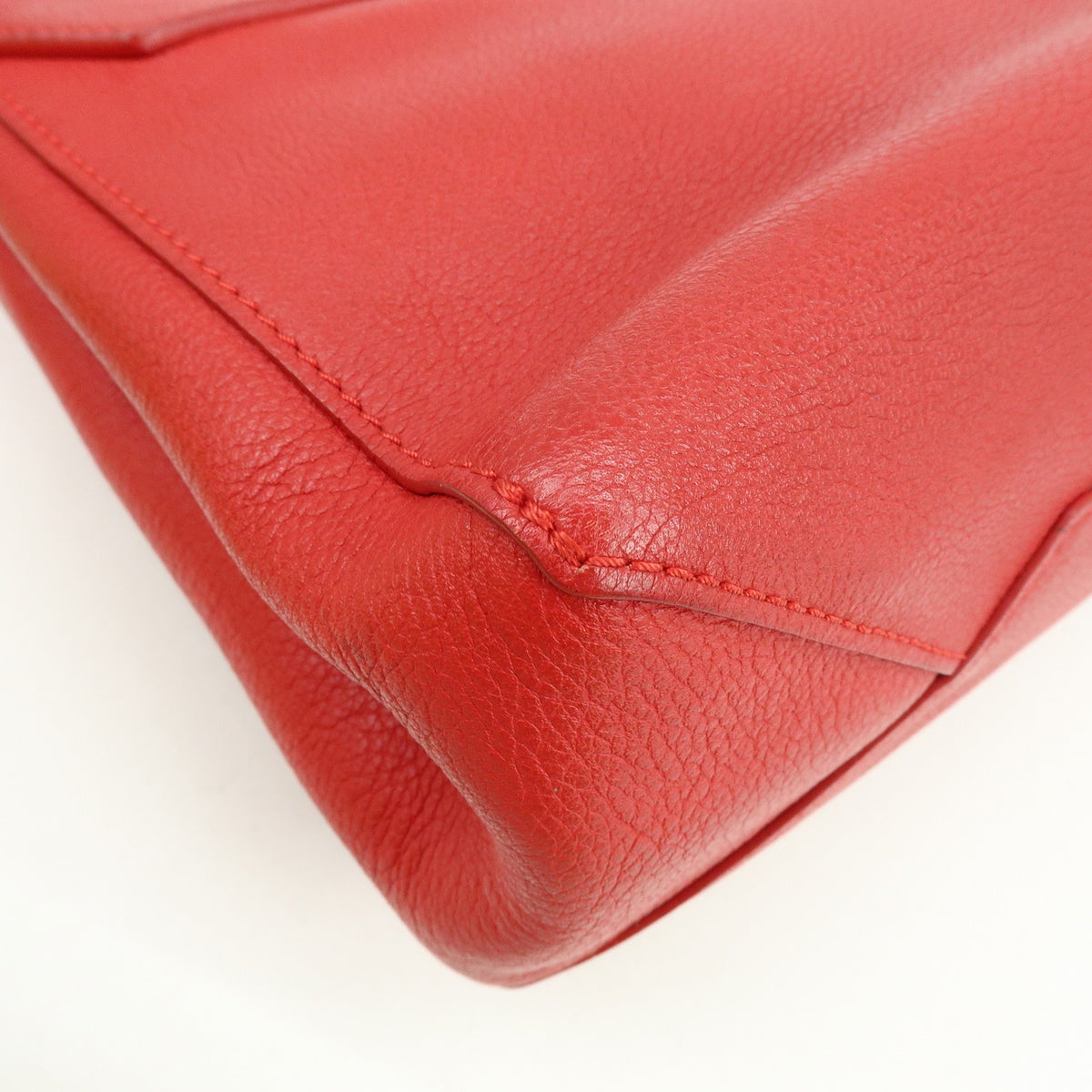 Louis Vuitton Lockme Ii Leather Red Leather Shoulder Bag Bag (Pre-Owned)