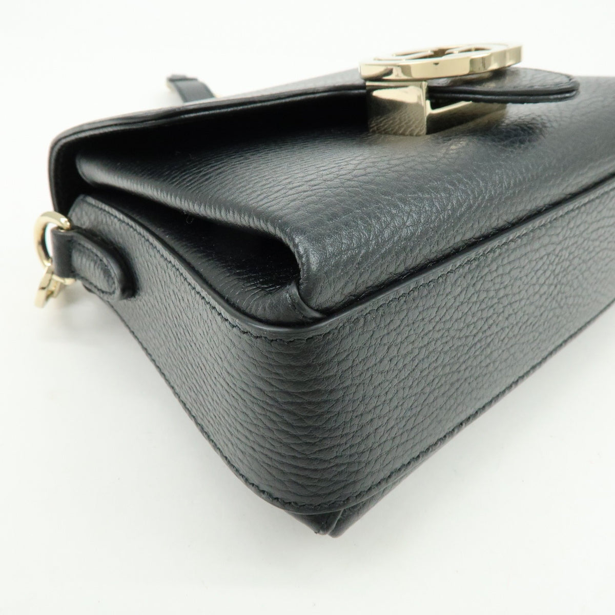 Gucci Interlocking Leather Black Leather Shoulder Bag Bag (Pre-Owned)