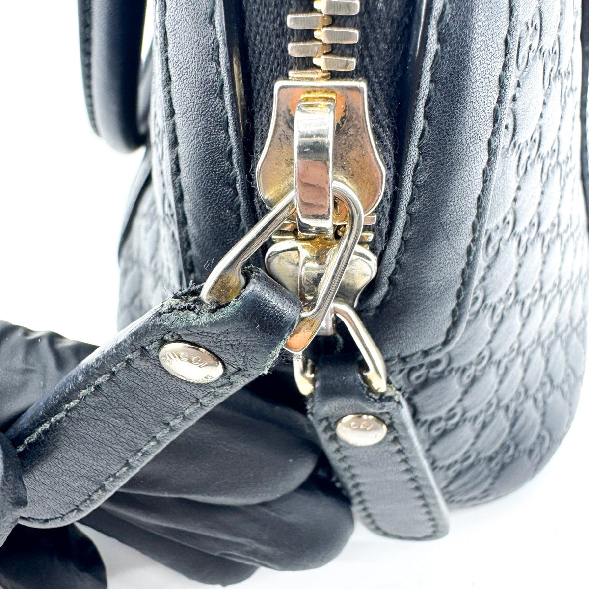 Gucci Convertible Dome Satchel Microguccissima Leather Black Leather Handbag (Pre-Owned)
