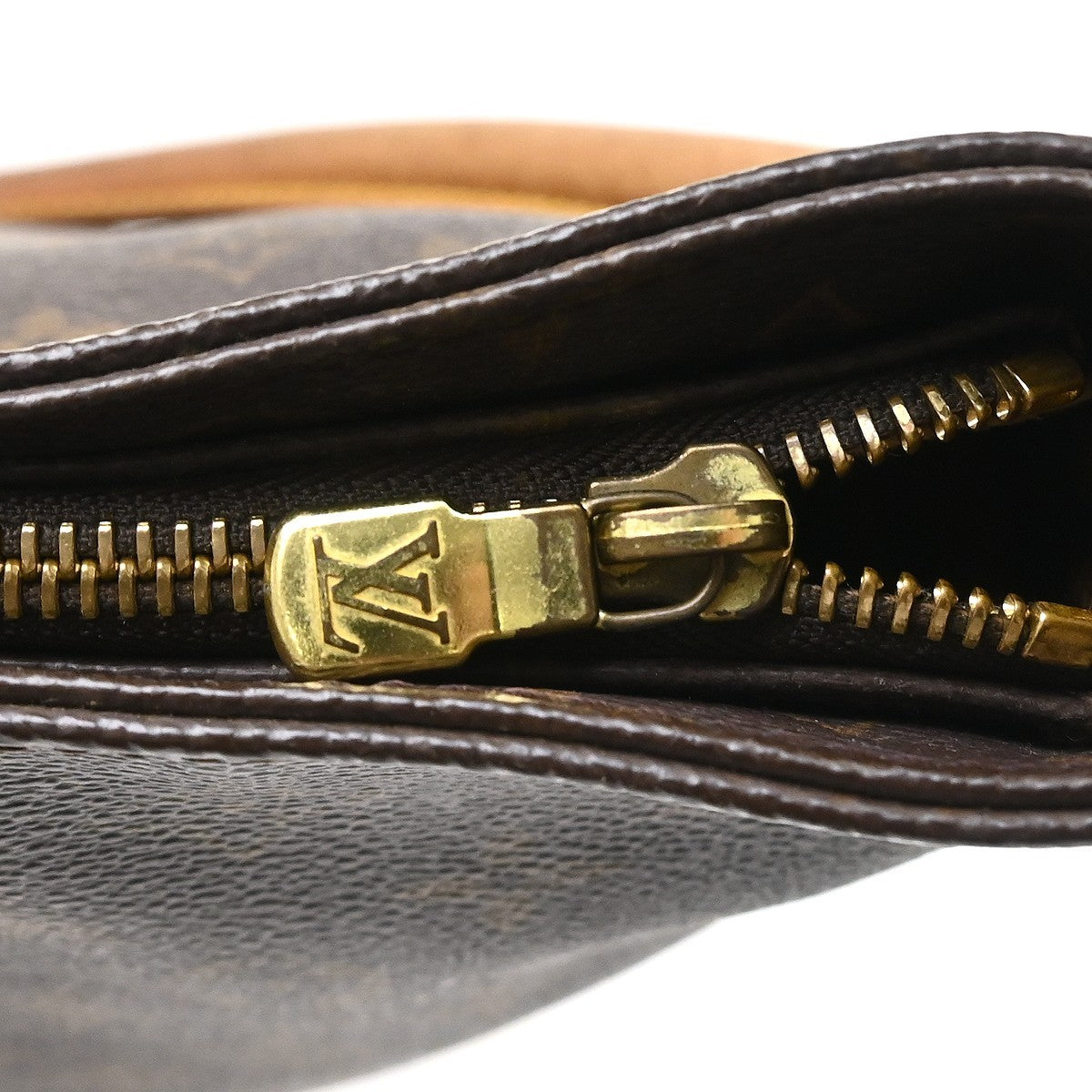 Louis Vuitton Monogram Looping Monogram Canvas Brown Canvas Shoulder Bag Bag (Pre-Owned)