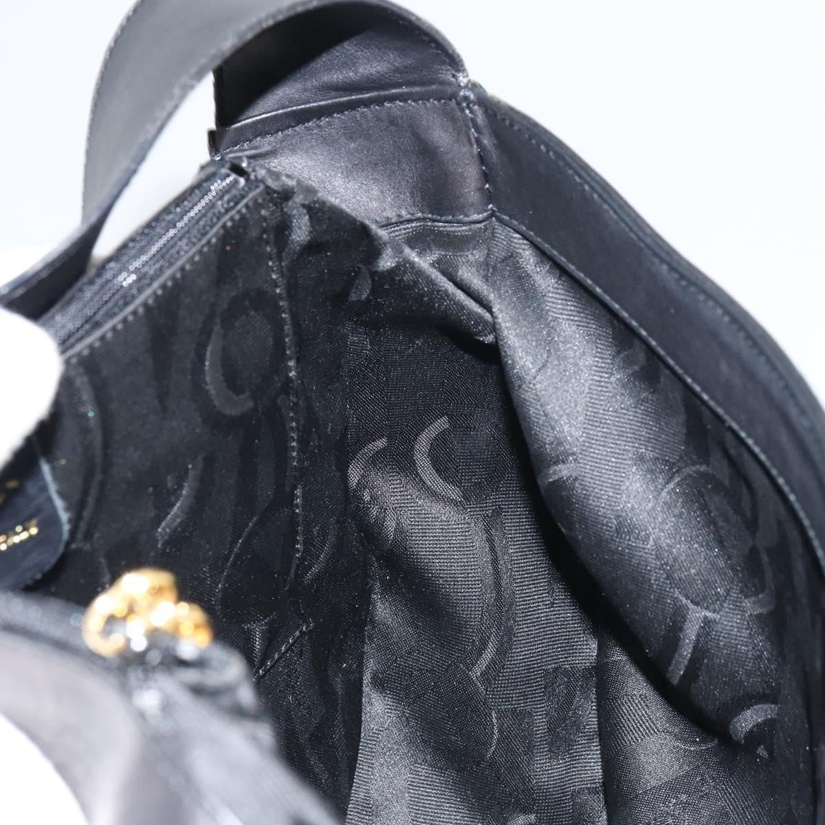 Salvatore Ferragamo Gancini Leather Black Leather Shoulder Bag Bag (Pre-Owned)