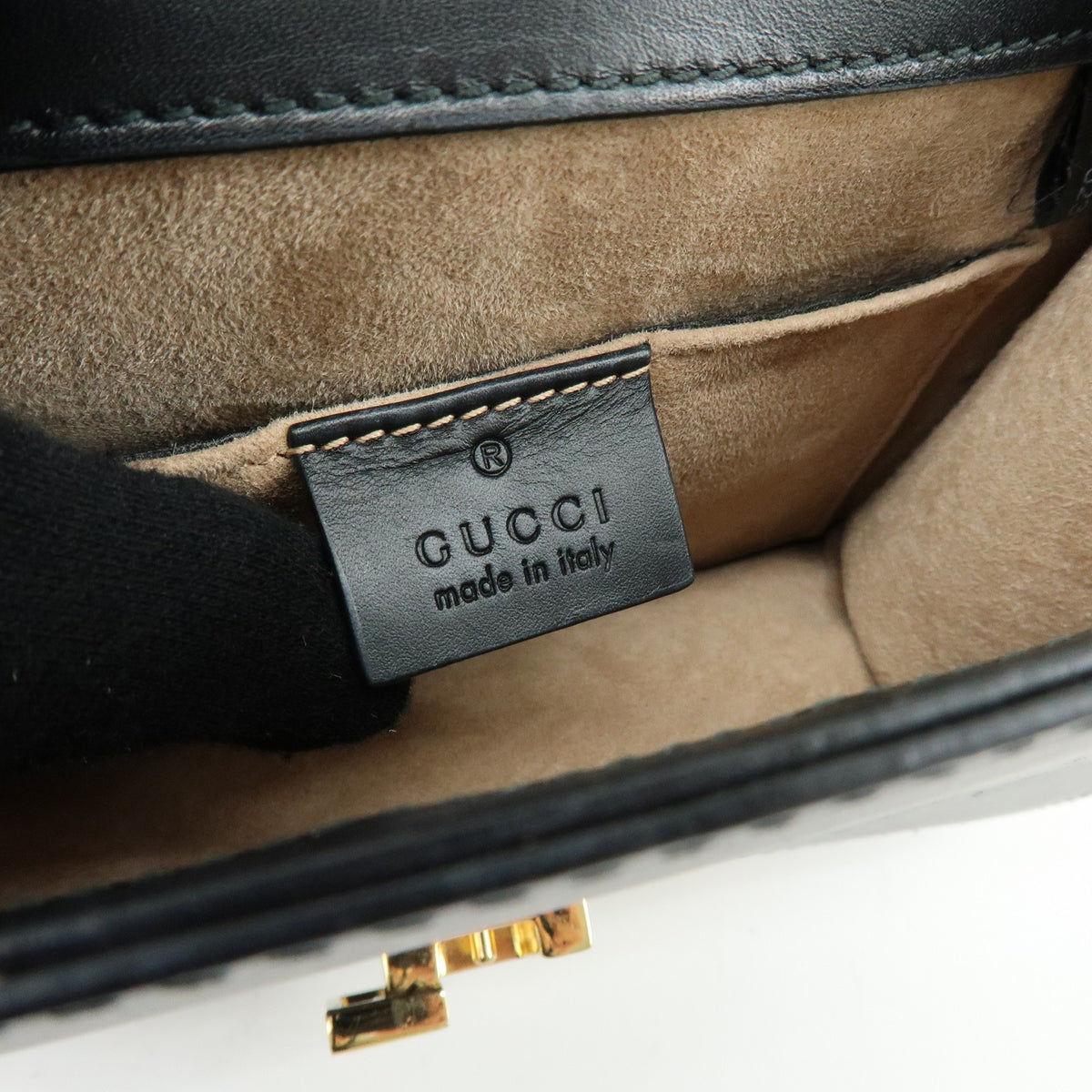 Gucci Sylvie Chain Leather Black Leather Shoulder Bag Bag (Pre-Owned)