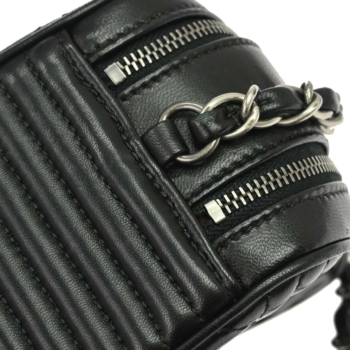 Chanel Coco Boy Camera Quilted Leather Black Leather Shoulder Bag Bag (Pre-Owned)