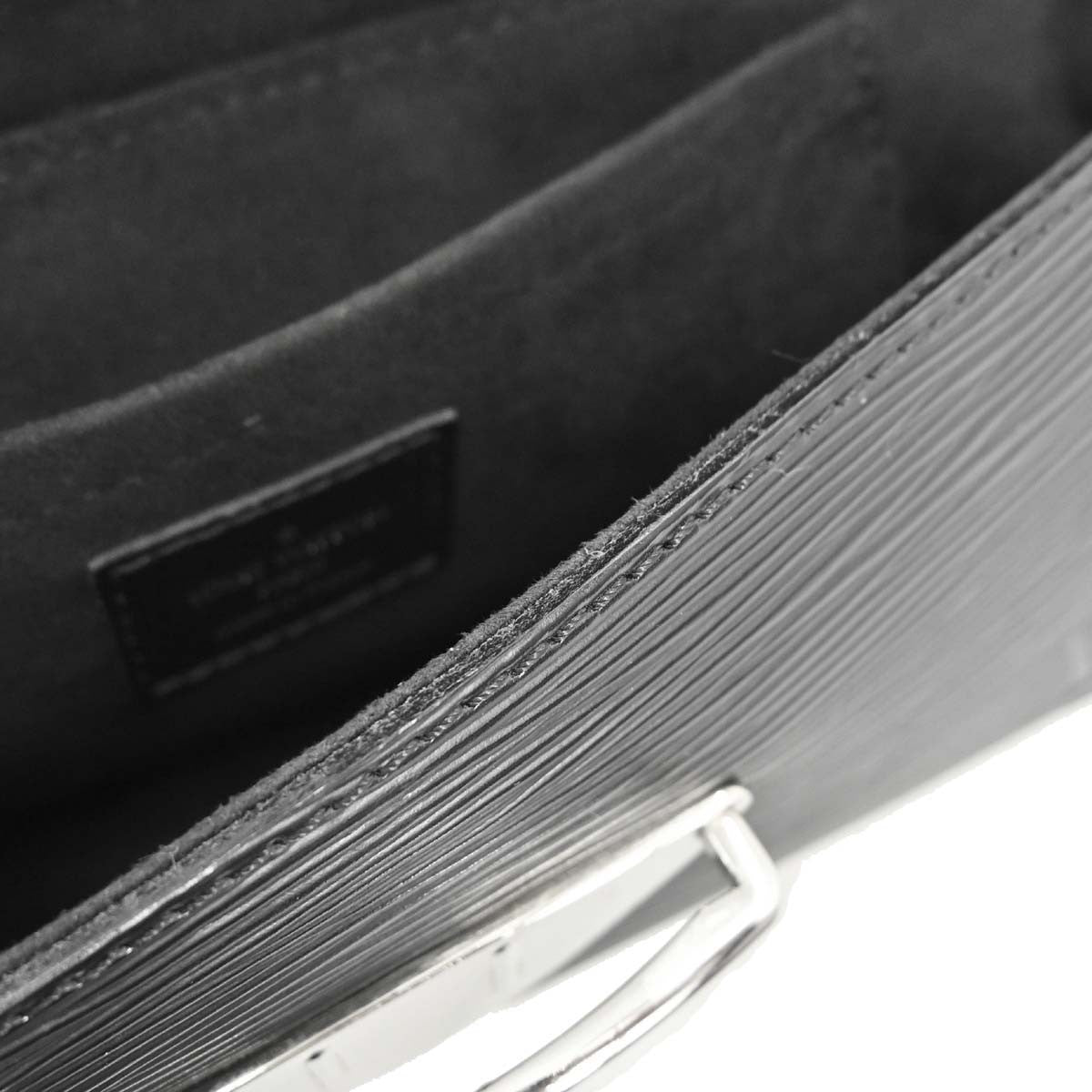 Louis Vuitton Montaigne Epi Black Leather Handbag (Pre-Owned)