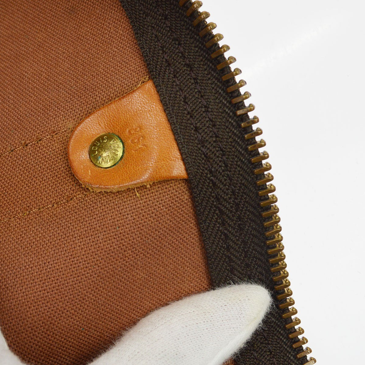 Louis Vuitton Keepall Monogram Canvas Brown Canvas Travel Bag Bag (Pre-Owned)