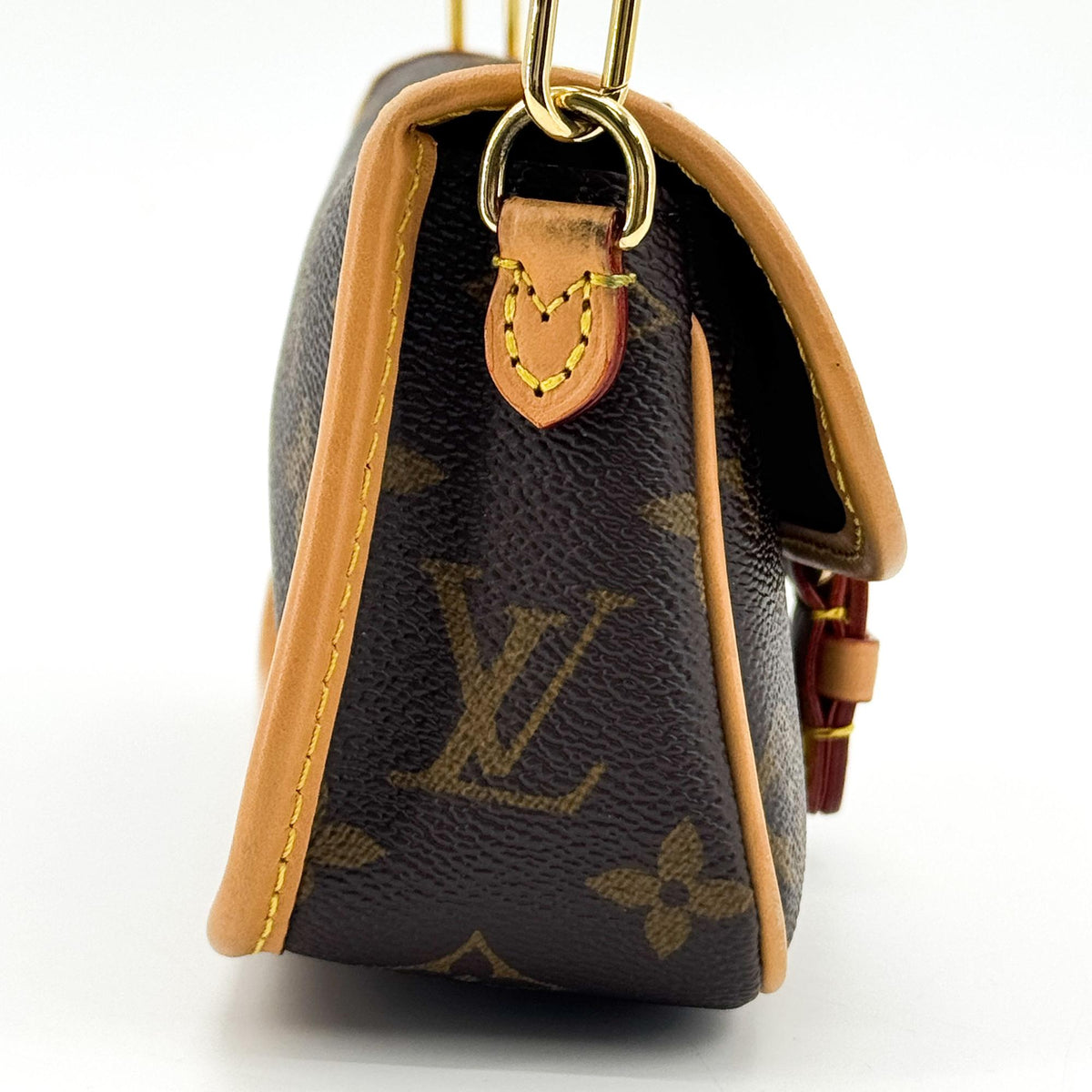Louis Vuitton Diane Nm Monogram Canvas Brown Canvas Handbag (Pre-Owned)