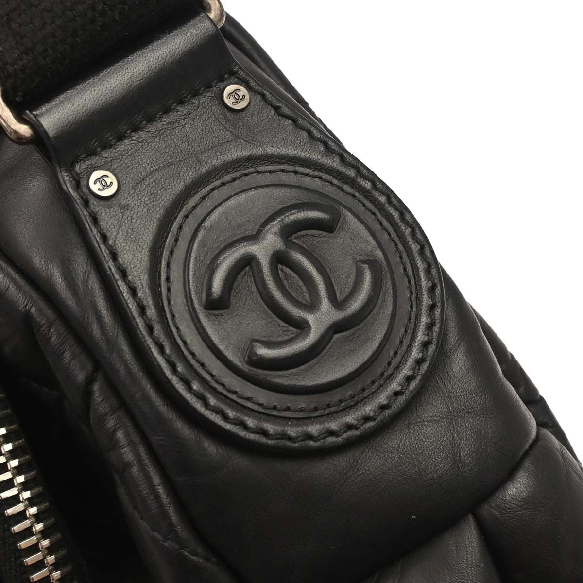 Chanel Expandable Flap Messenger Quilted Aged Calfskin Black Leather Shoulder Bag Bag (Pre-Owned)