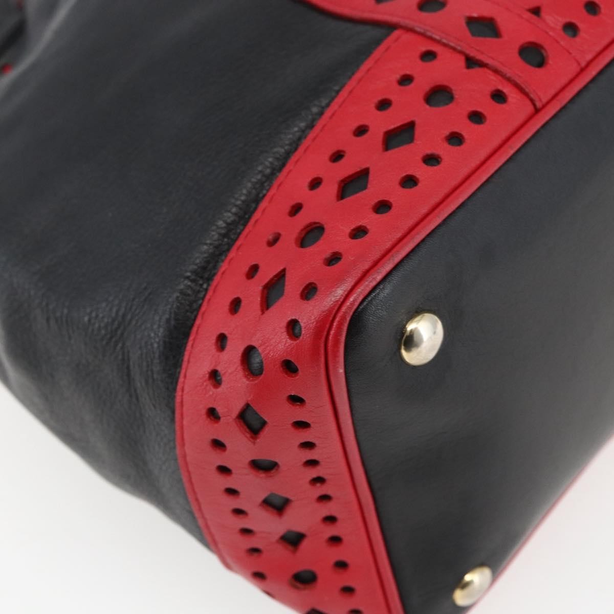 Saint Laurent Vintage Leather Black Leather Shoulder Bag Bag (Pre-Owned)