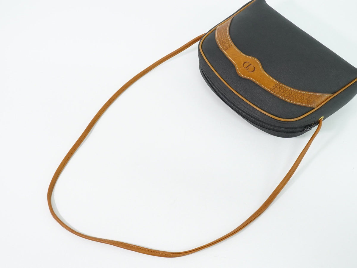 Christian Dior Cd Shoulder Bag Canvas And Leather Navy Canvas Shoulder Bag Bag (Pre-Owned)