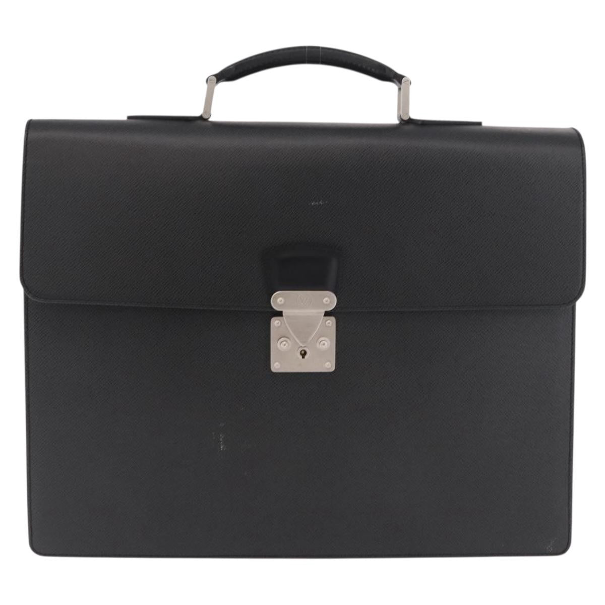 Louis Vuitton Serviette Moskova Taiga Leather Black Leather Briefcase Bag (Pre-Owned)